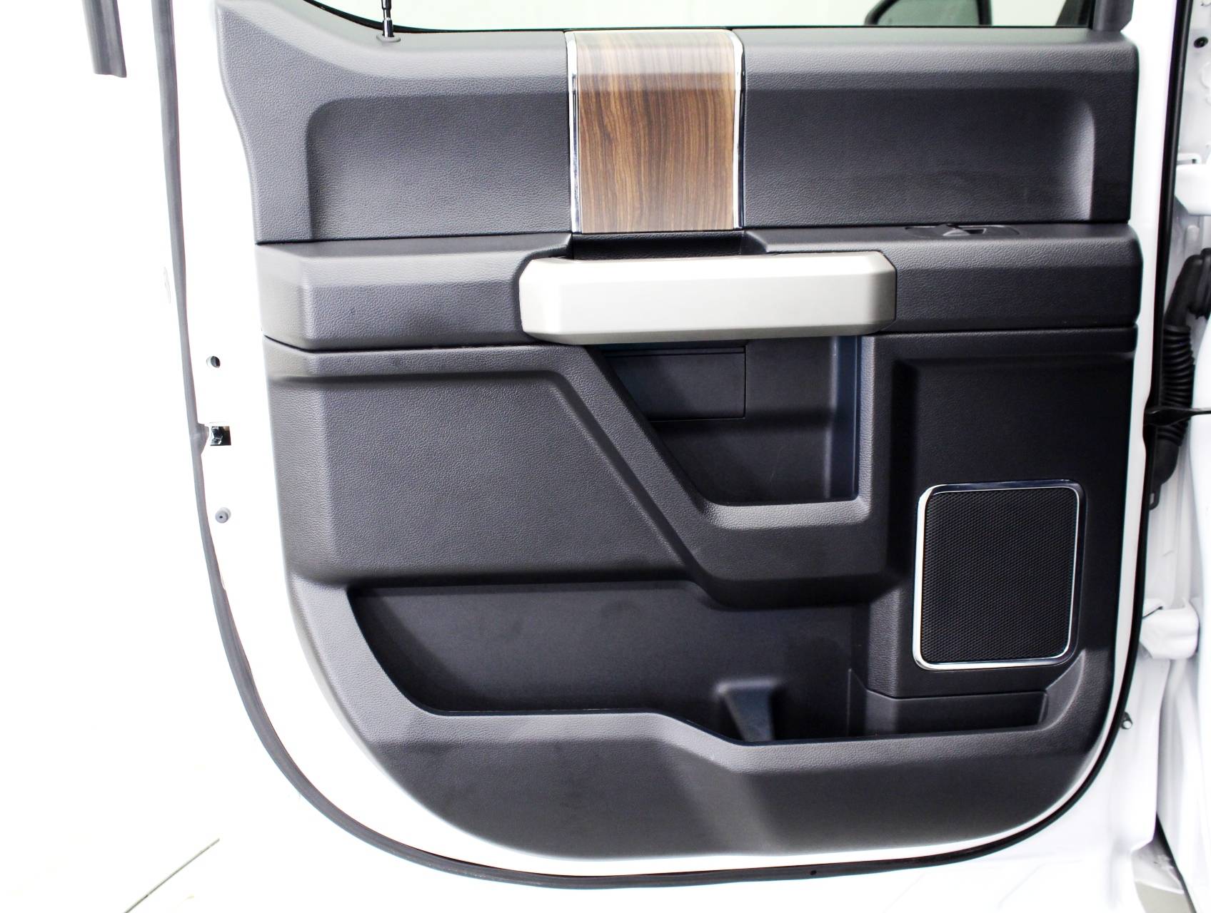 Florida Fine Cars - Used FORD F 150 2017 MARGATE LARIAT