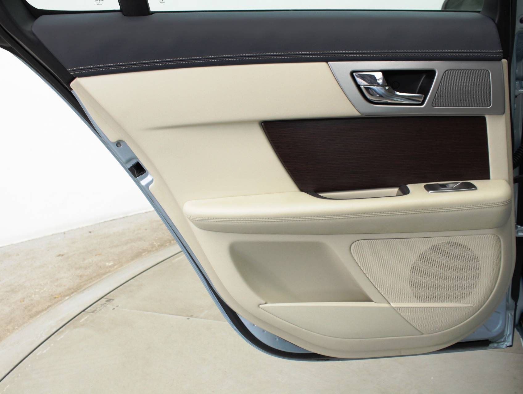 Florida Fine Cars - Used JAGUAR XF 2013 HOLLYWOOD 