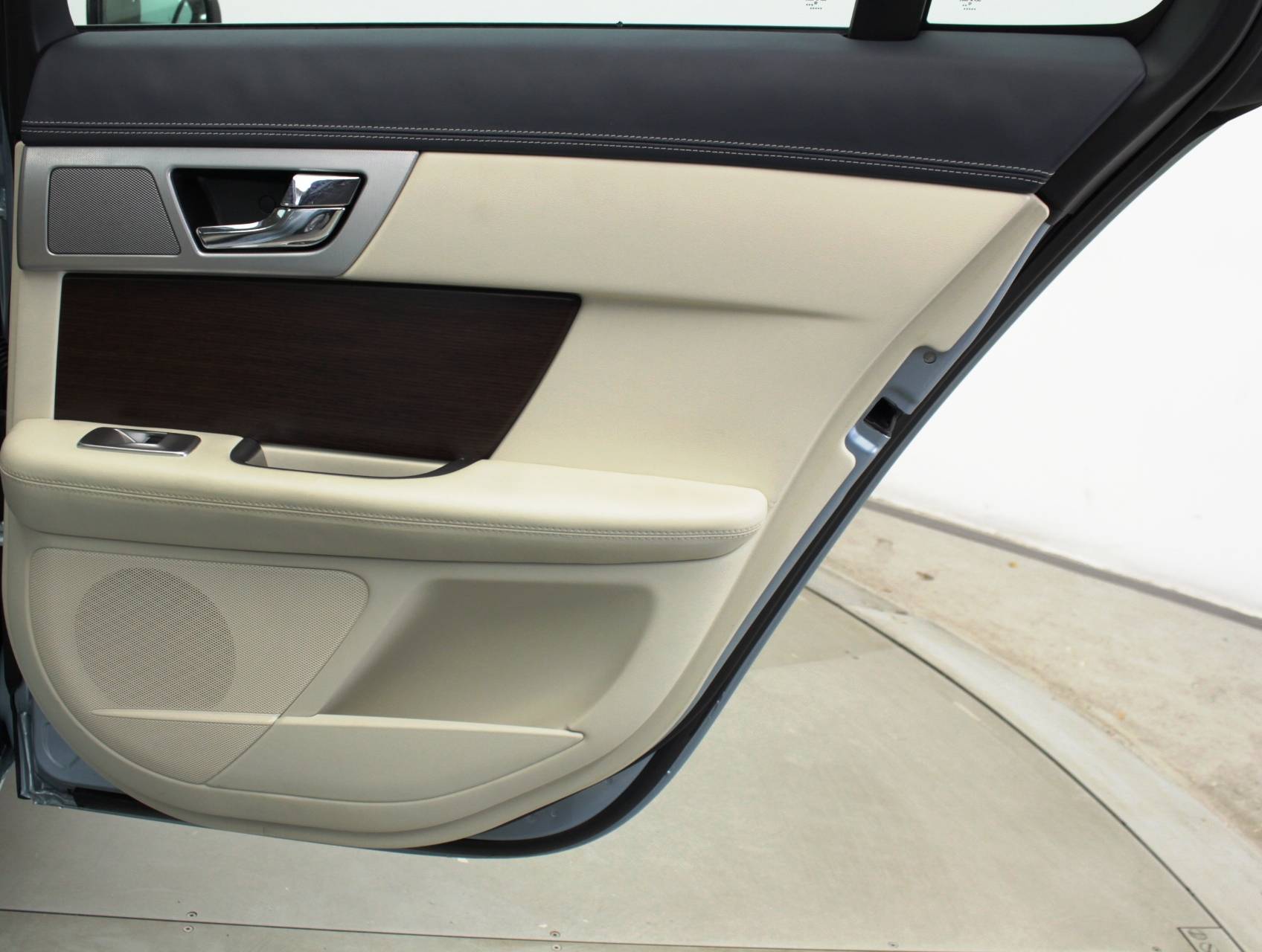Florida Fine Cars - Used JAGUAR XF 2013 HOLLYWOOD 