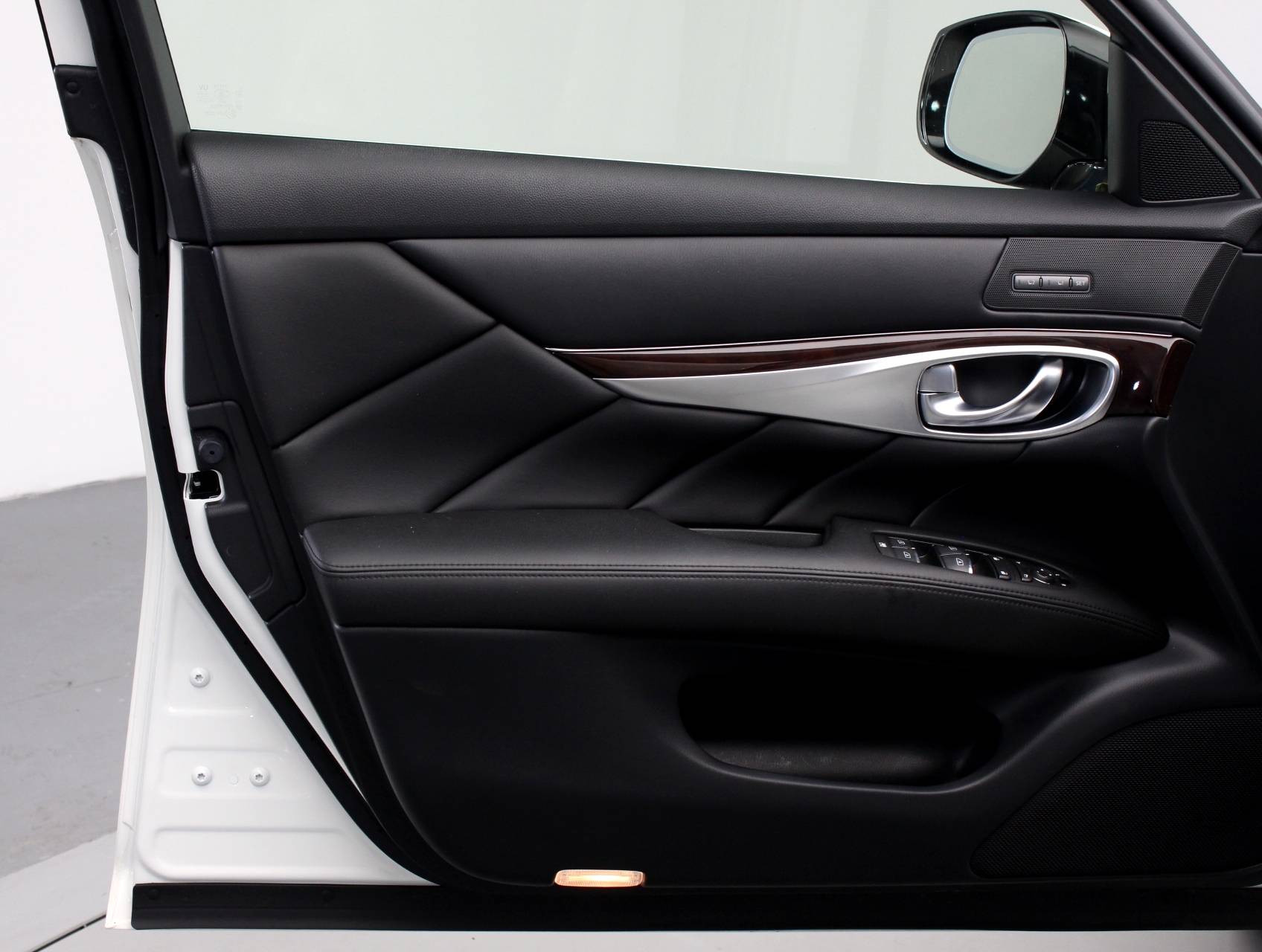 Florida Fine Cars - Used INFINITI Q70 2016 WEST PALM 