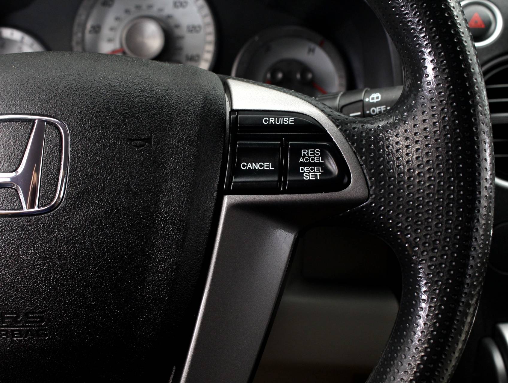 Used 2014 HONDA PILOT LX for sale in HOLLYWOOD | 87117
