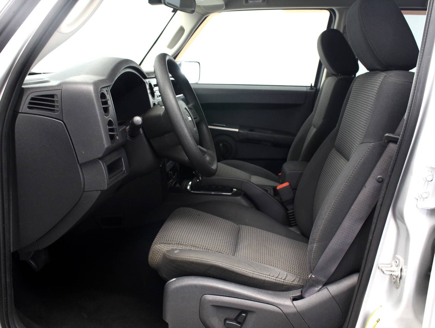 Florida Fine Cars - Used JEEP COMMANDER 2008 WEST PALM SPORT