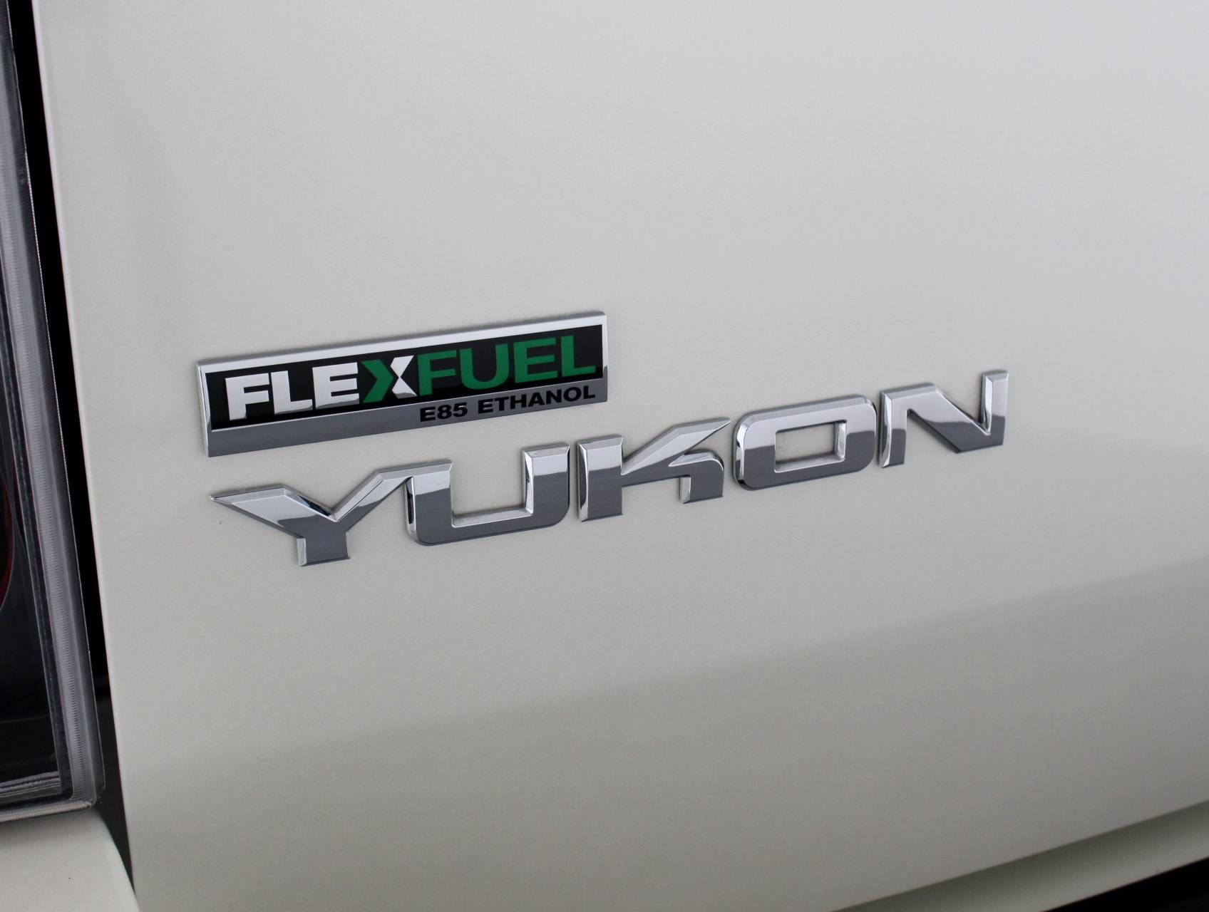 Florida Fine Cars - Used GMC YUKON 2011 WEST PALM DENALI