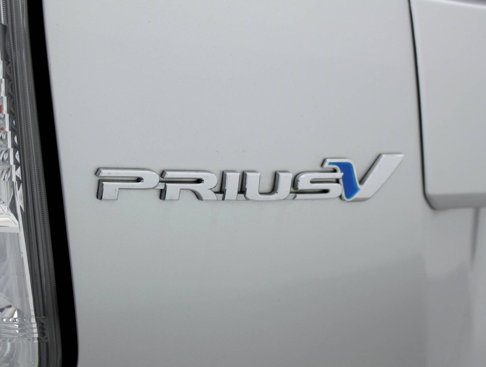 Florida Fine Cars - Used TOYOTA PRIUS V 2014 HOLLYWOOD 3