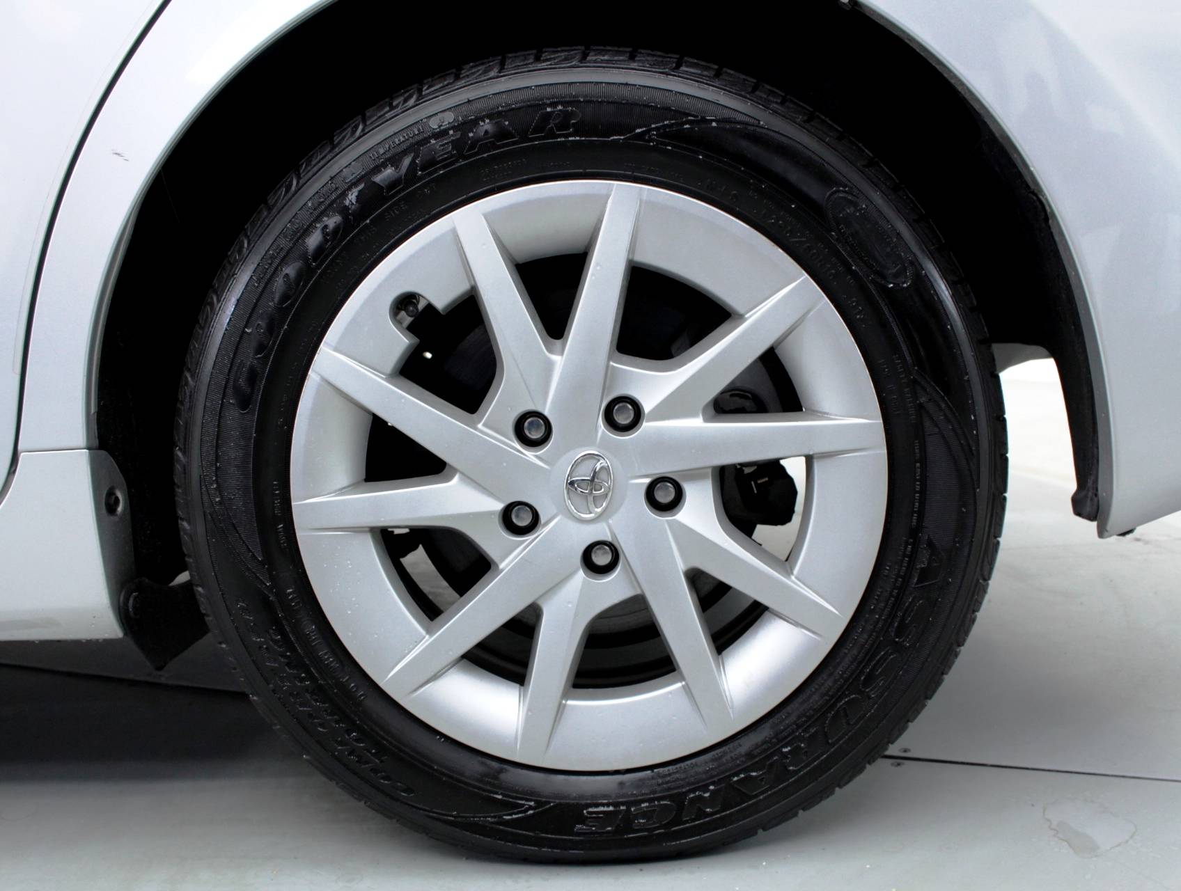 Florida Fine Cars - Used TOYOTA PRIUS V 2014 HOLLYWOOD 3