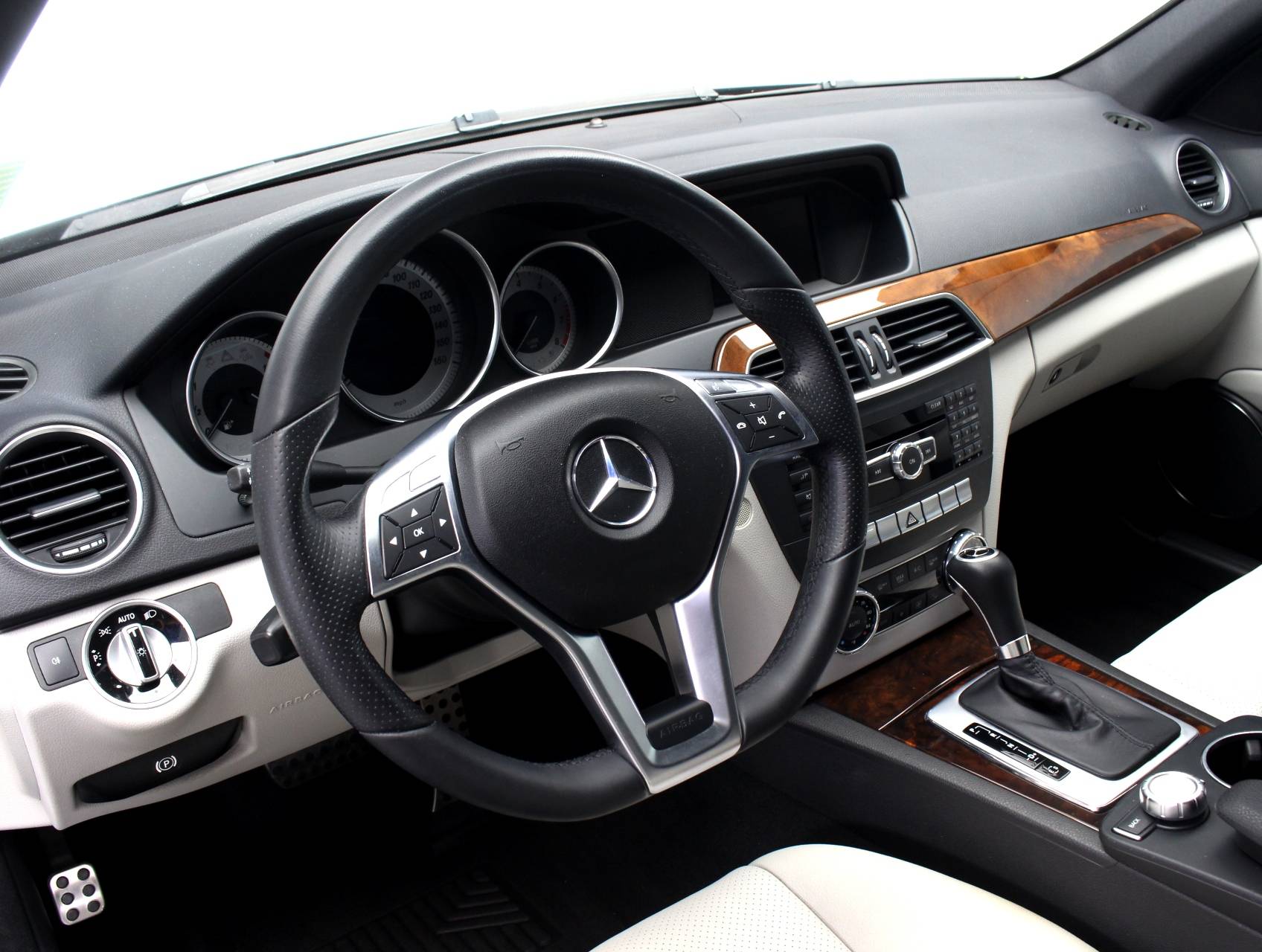 Florida Fine Cars - Used MERCEDES-BENZ C CLASS 2012 MIAMI C250