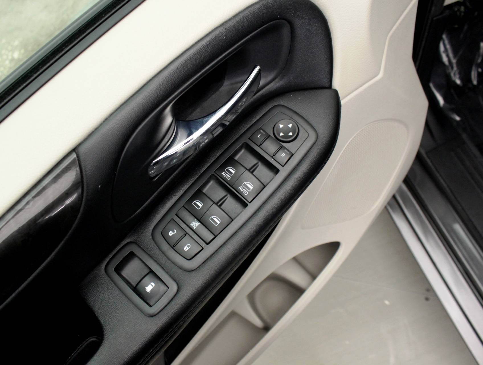 Florida Fine Cars - Used DODGE GRAND CARAVAN 2016 MIAMI SXT