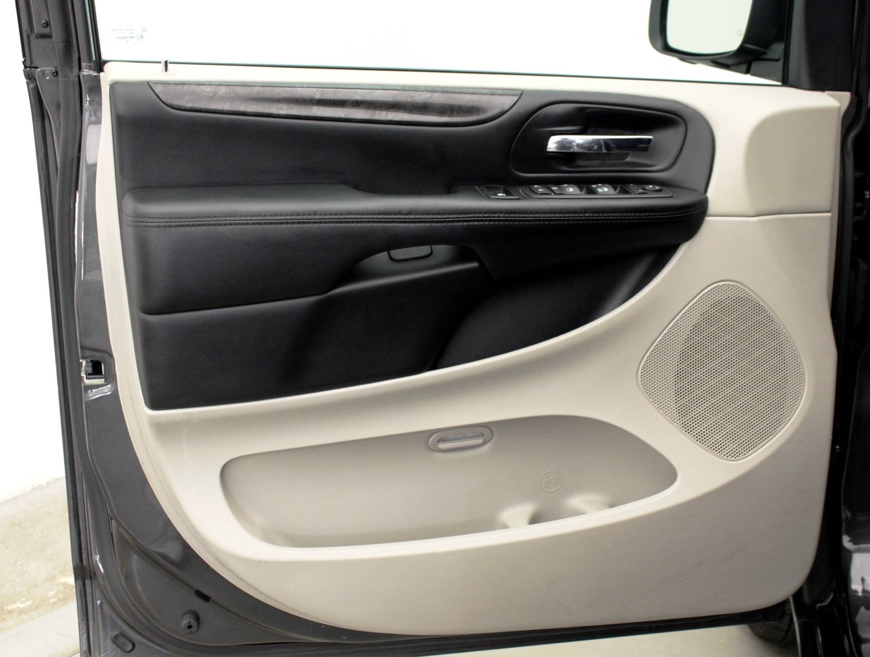 Florida Fine Cars - Used DODGE GRAND CARAVAN 2016 MIAMI SXT