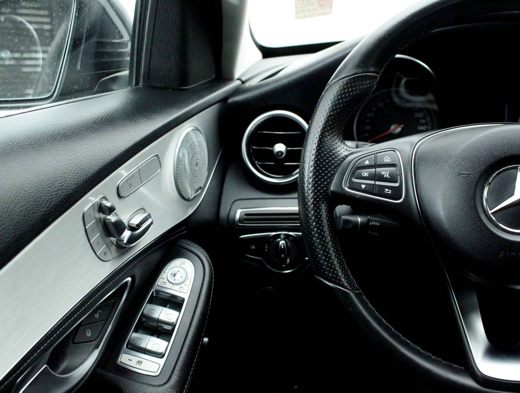 Florida Fine Cars - Used MERCEDES-BENZ C CLASS 2015 HOLLYWOOD C300