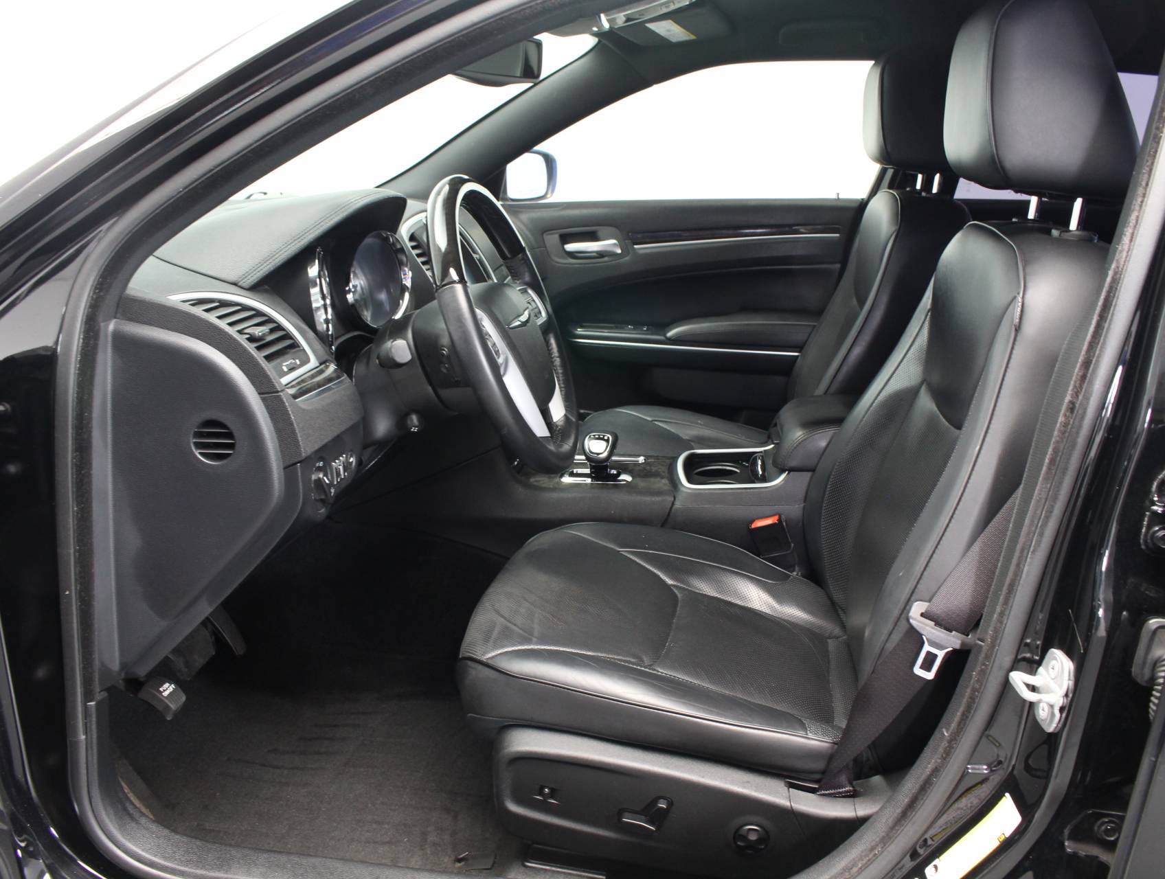 Florida Fine Cars - Used CHRYSLER 300C 2014 HOLLYWOOD John Varvatos Luxury