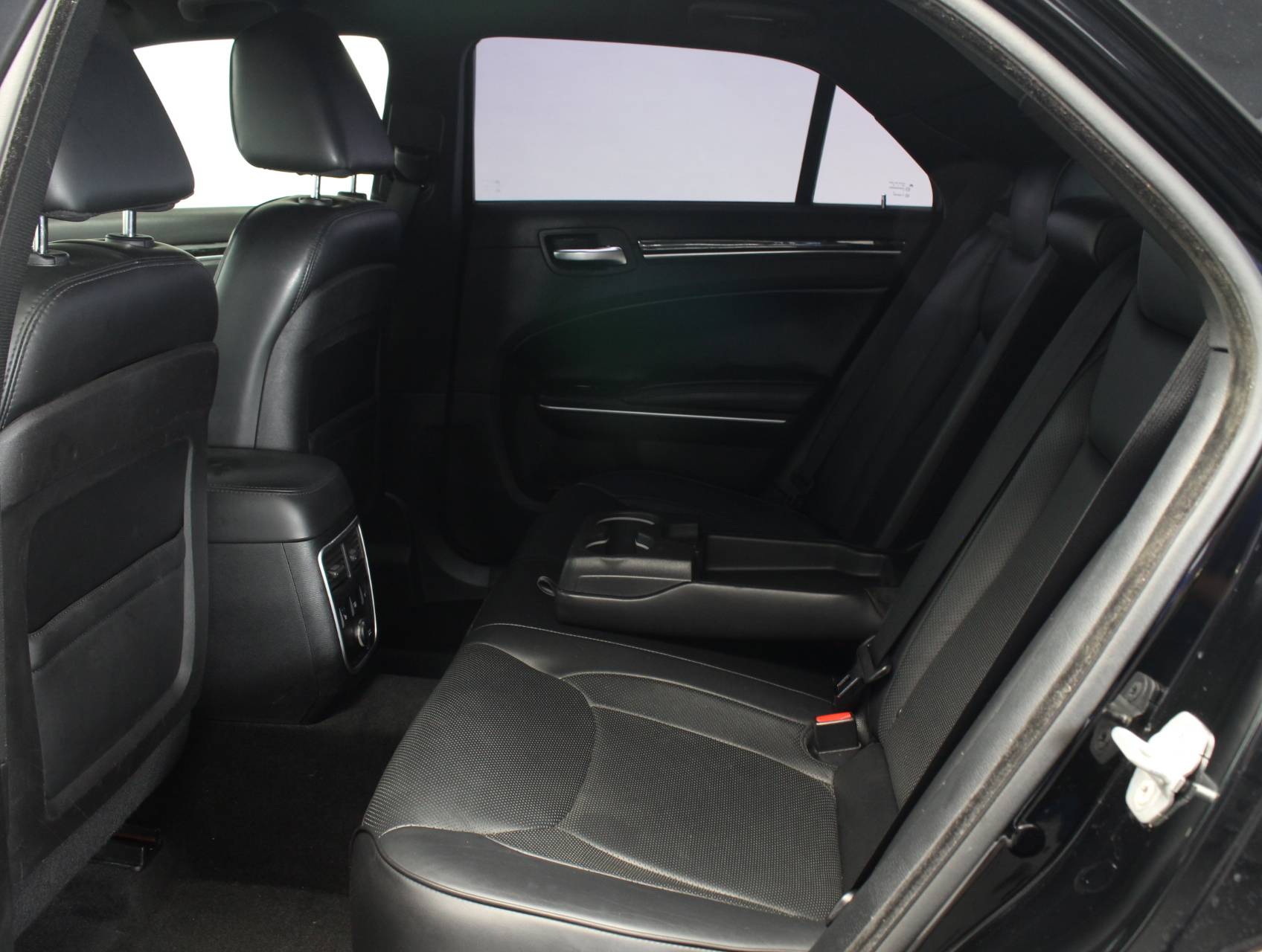 Florida Fine Cars - Used CHRYSLER 300C 2014 HOLLYWOOD John Varvatos Luxury