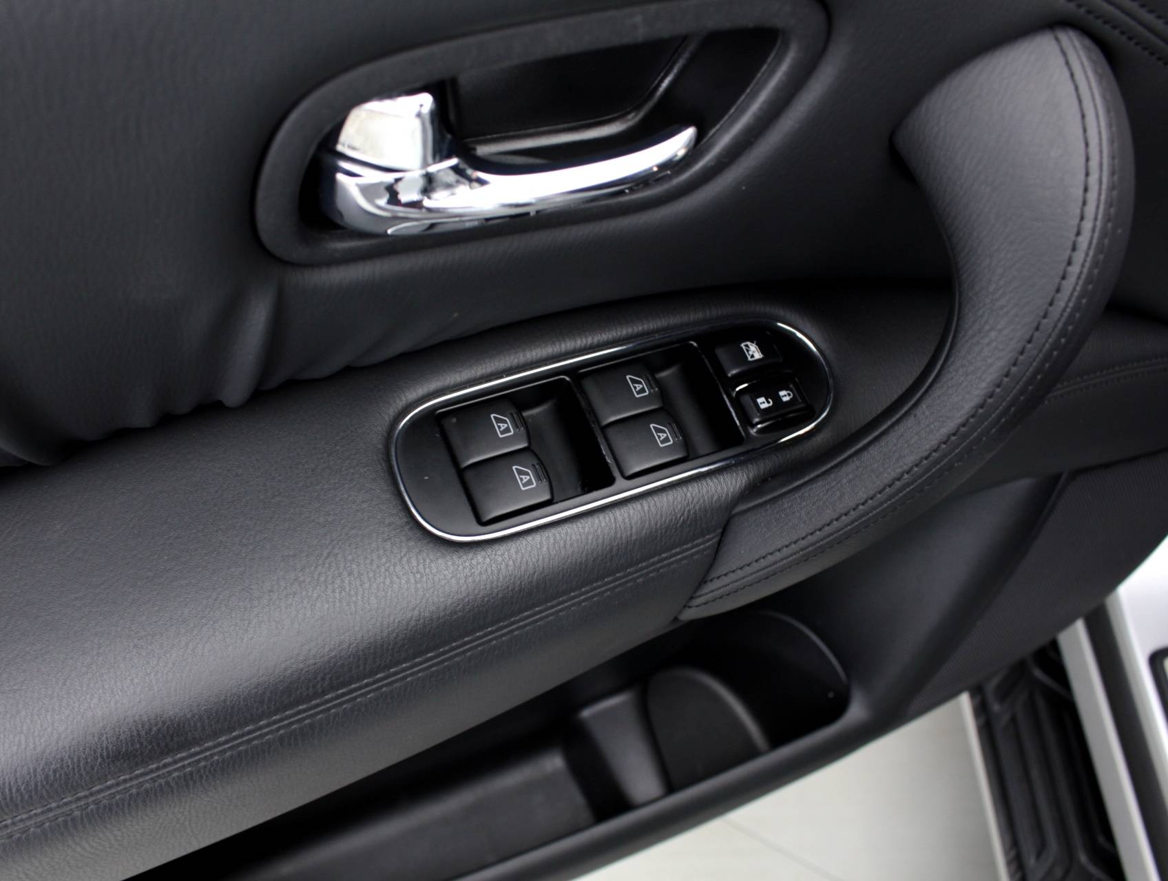 Florida Fine Cars - Used INFINITI QX56 2011 MIAMI BASE