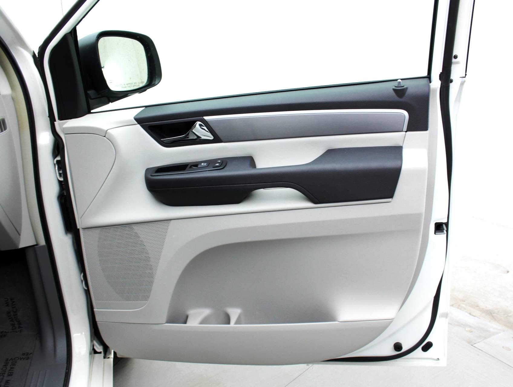 Florida Fine Cars - Used VOLKSWAGEN ROUTAN 2012 MIAMI SE