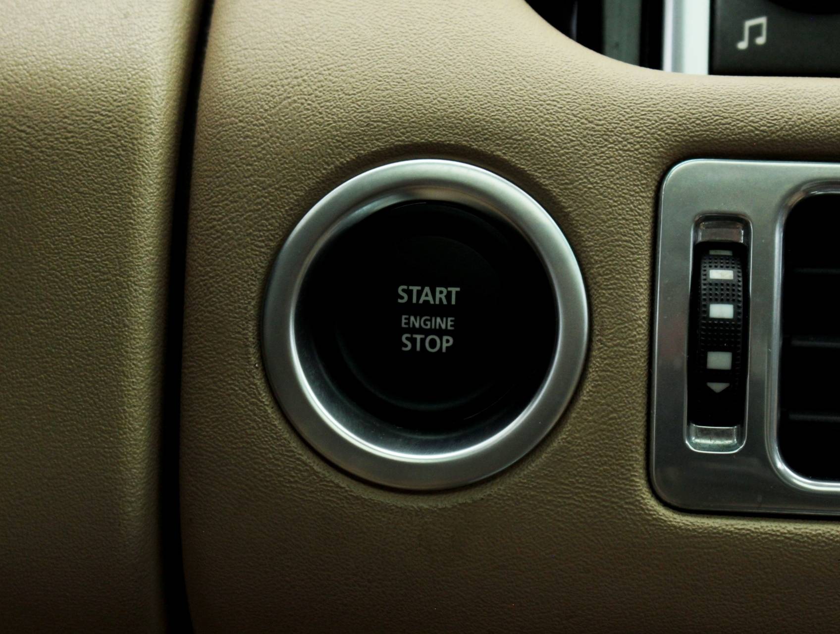 Florida Fine Cars - Used LAND ROVER RANGE ROVER 2012 MIAMI HSE