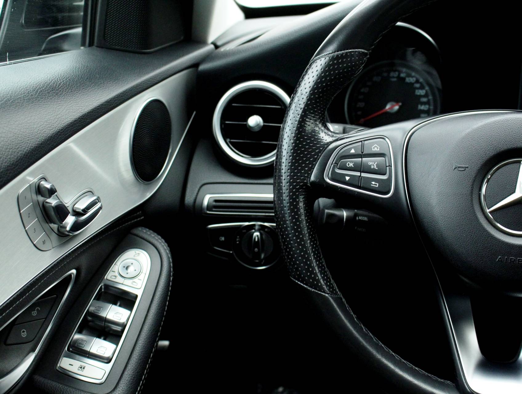 Florida Fine Cars - Used MERCEDES-BENZ C CLASS 2015 WEST PALM C300 4MATIC