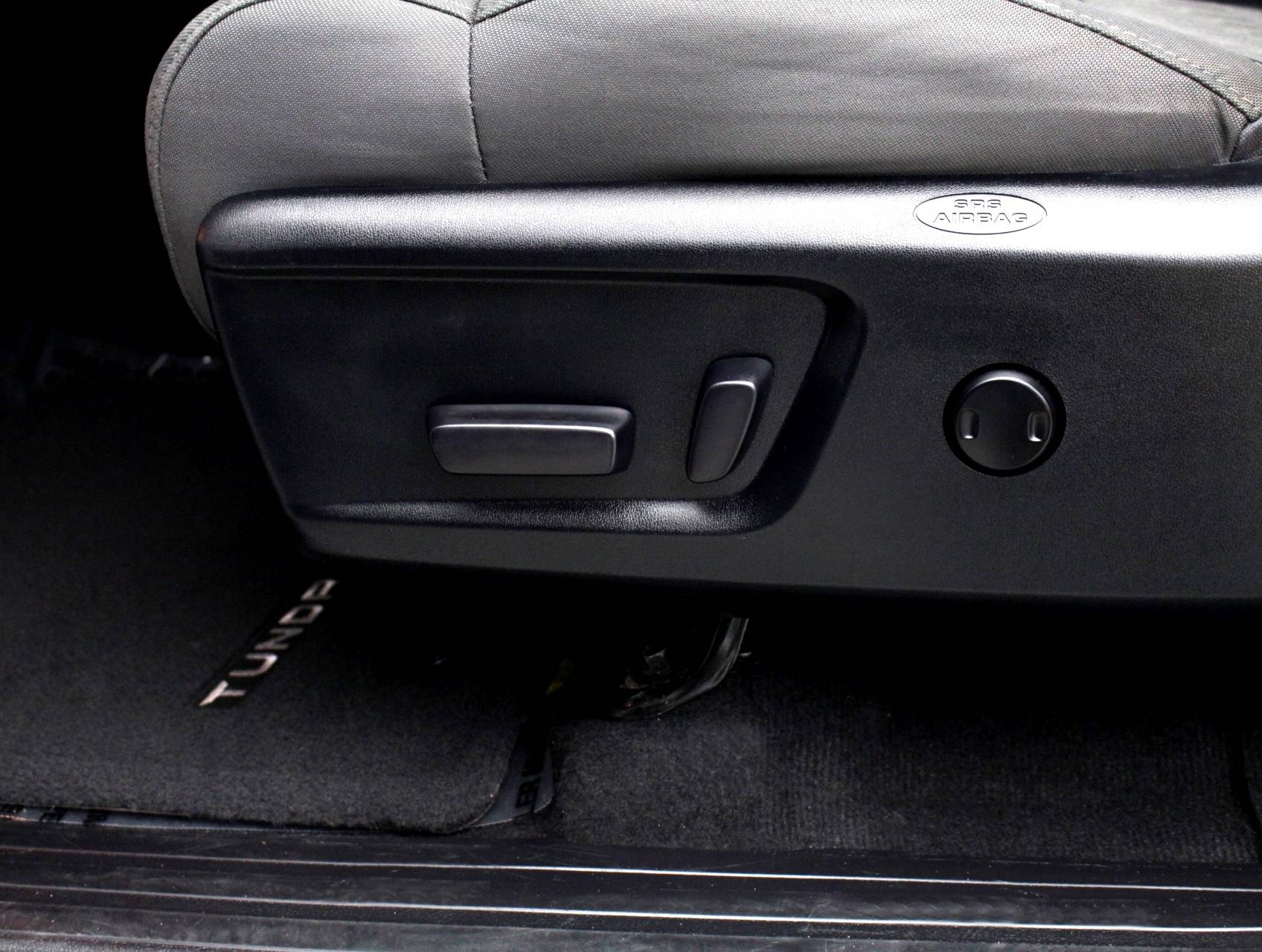 Florida Fine Cars - Used TOYOTA TUNDRA 2016 WEST PALM Sr5