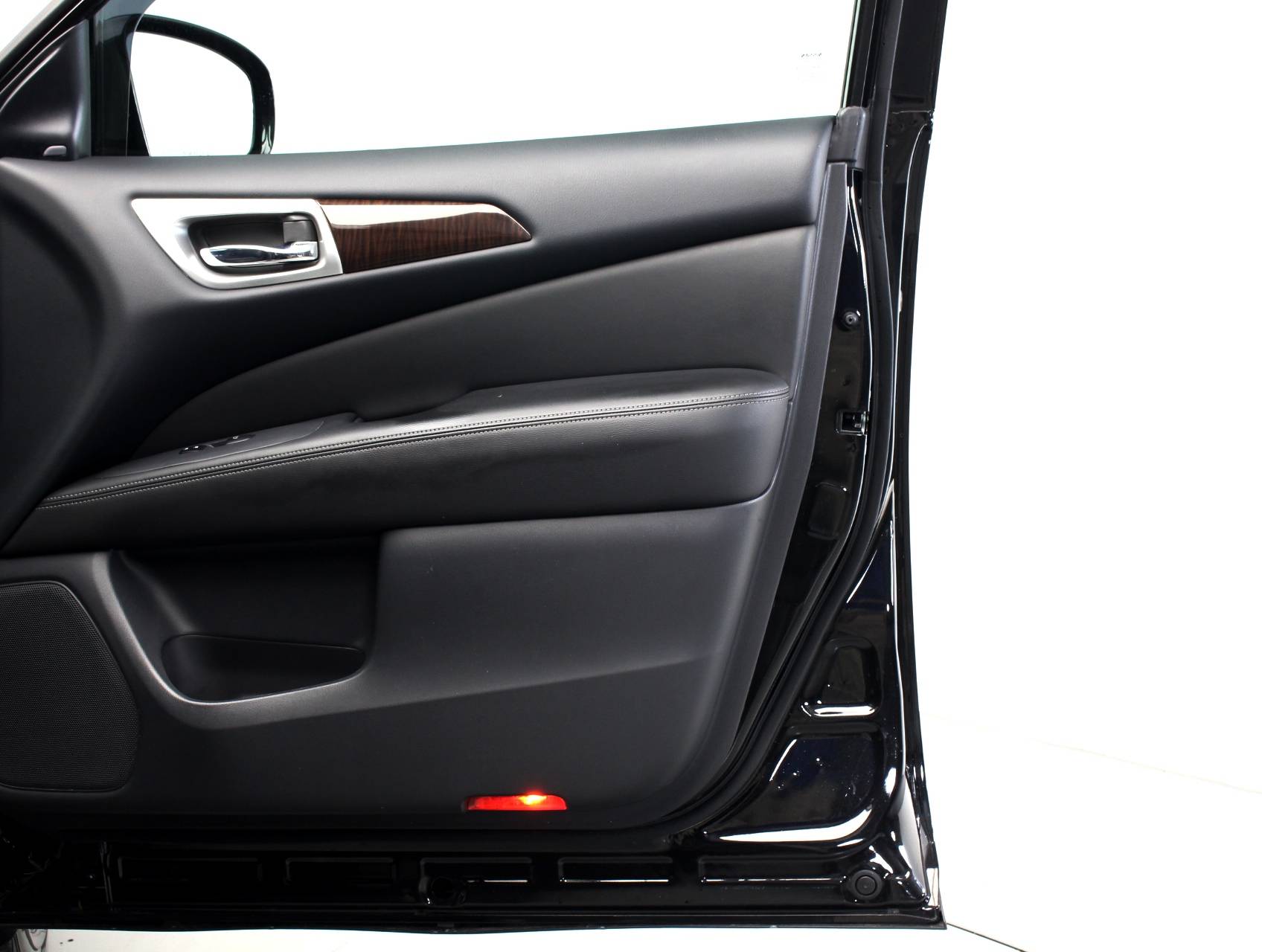 Florida Fine Cars - Used NISSAN PATHFINDER 2015 WEST PALM Platinum Awd