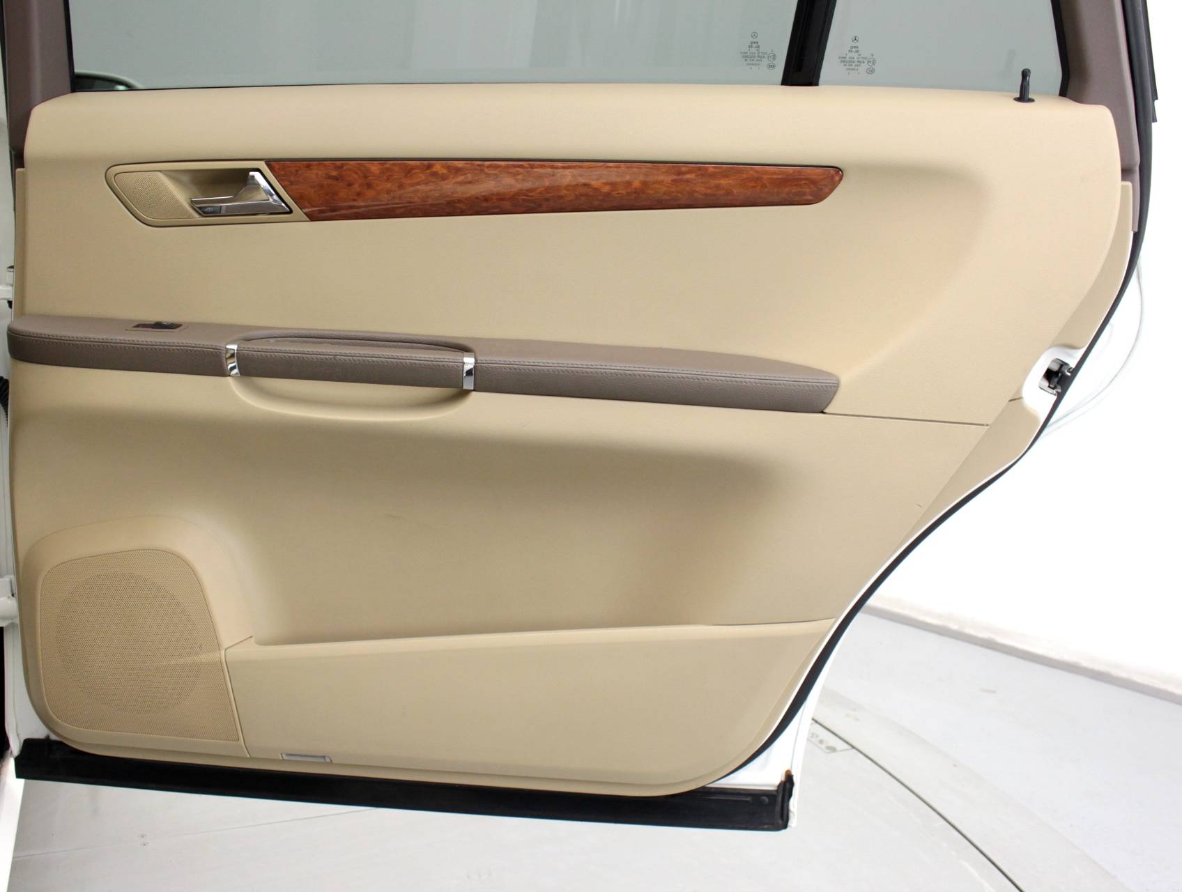 Florida Fine Cars - Used MERCEDES-BENZ R CLASS 2006 MIAMI R350 4MATIC