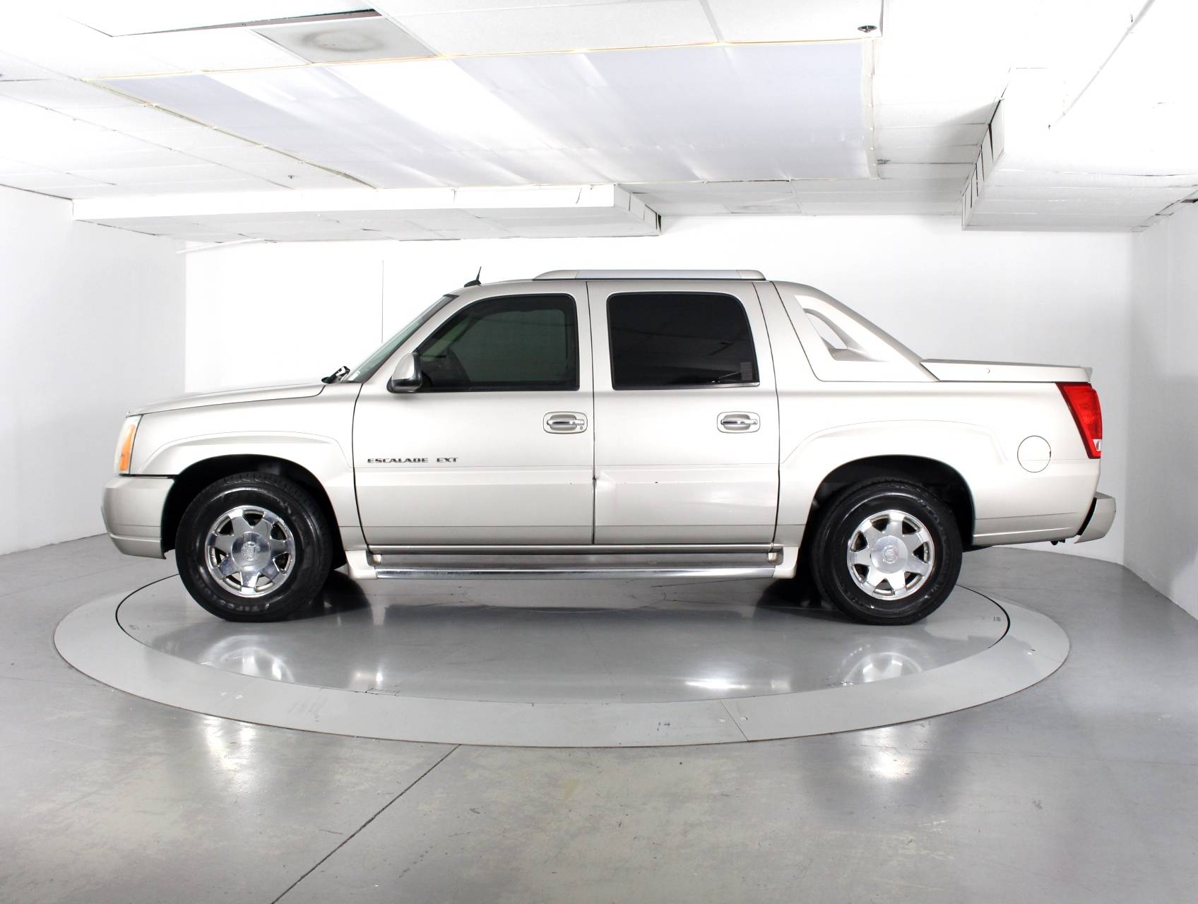 Florida Fine Cars - Used CADILLAC ESCALADE EXT 2004 WEST PALM BASE