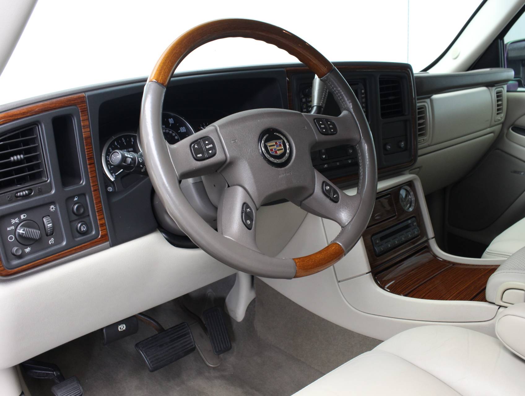 Florida Fine Cars - Used CADILLAC ESCALADE EXT 2004 WEST PALM BASE