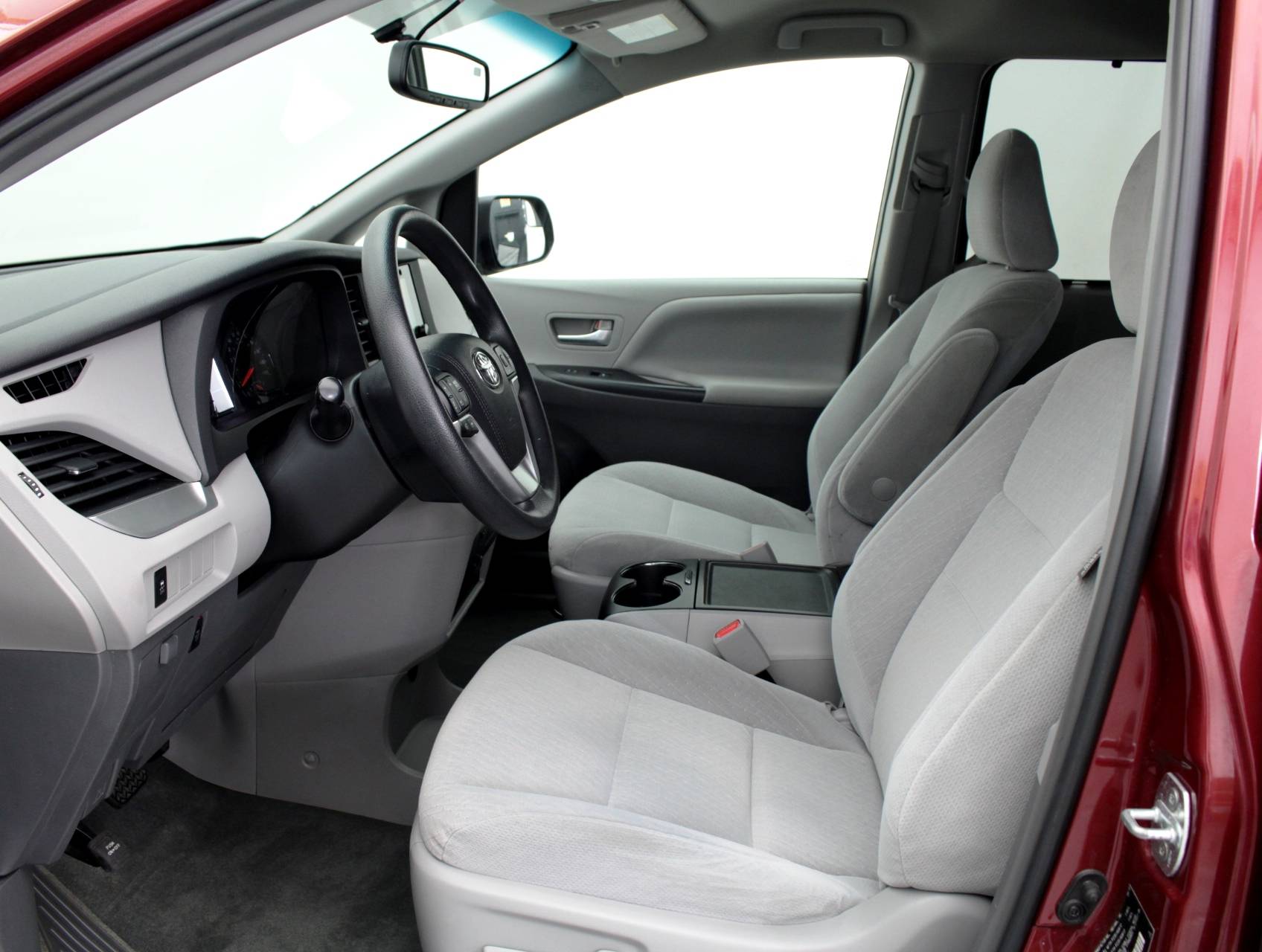 Florida Fine Cars - Used TOYOTA SIENNA 2015 MIAMI Le