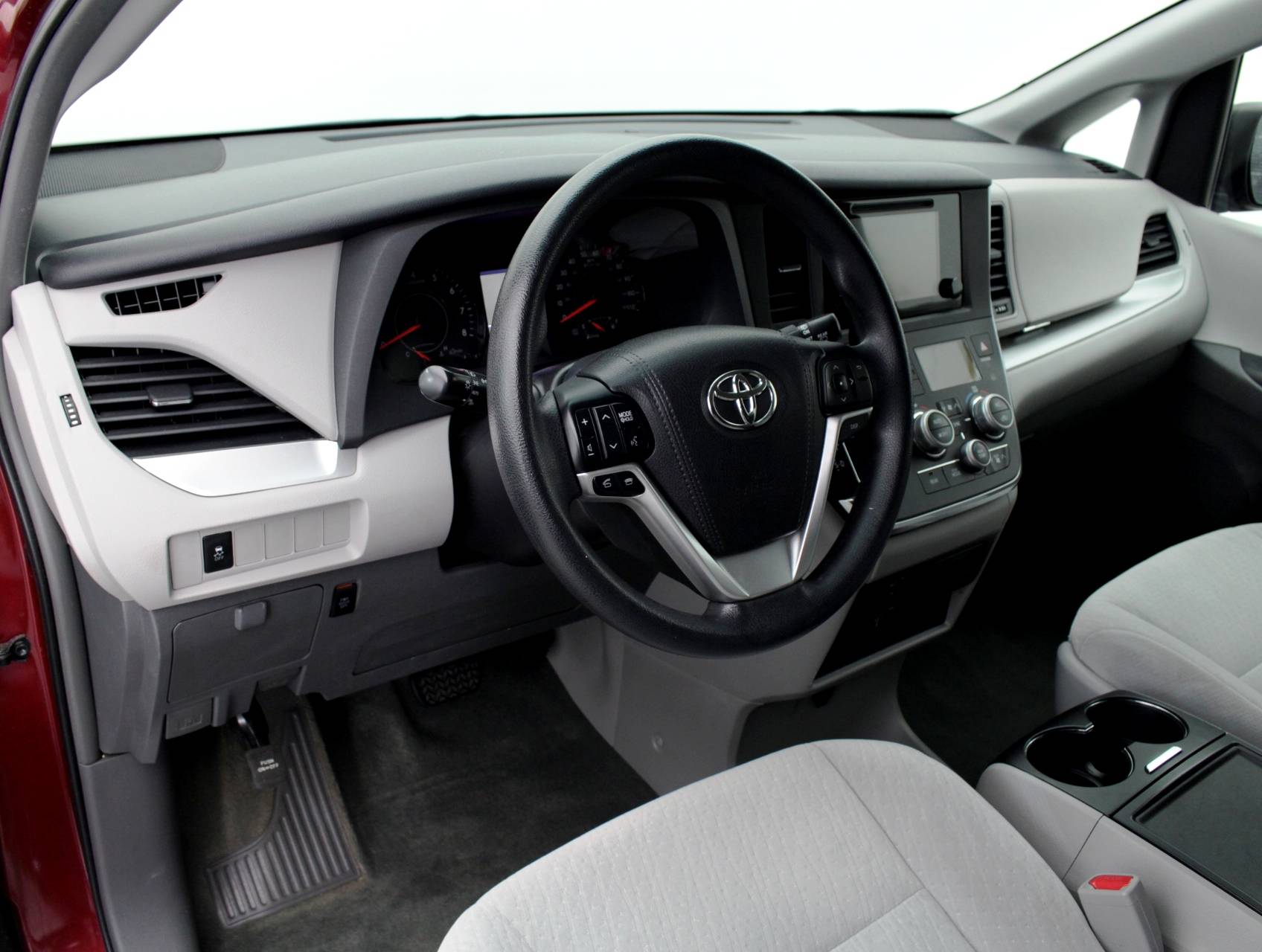 Florida Fine Cars - Used TOYOTA SIENNA 2015 MIAMI Le