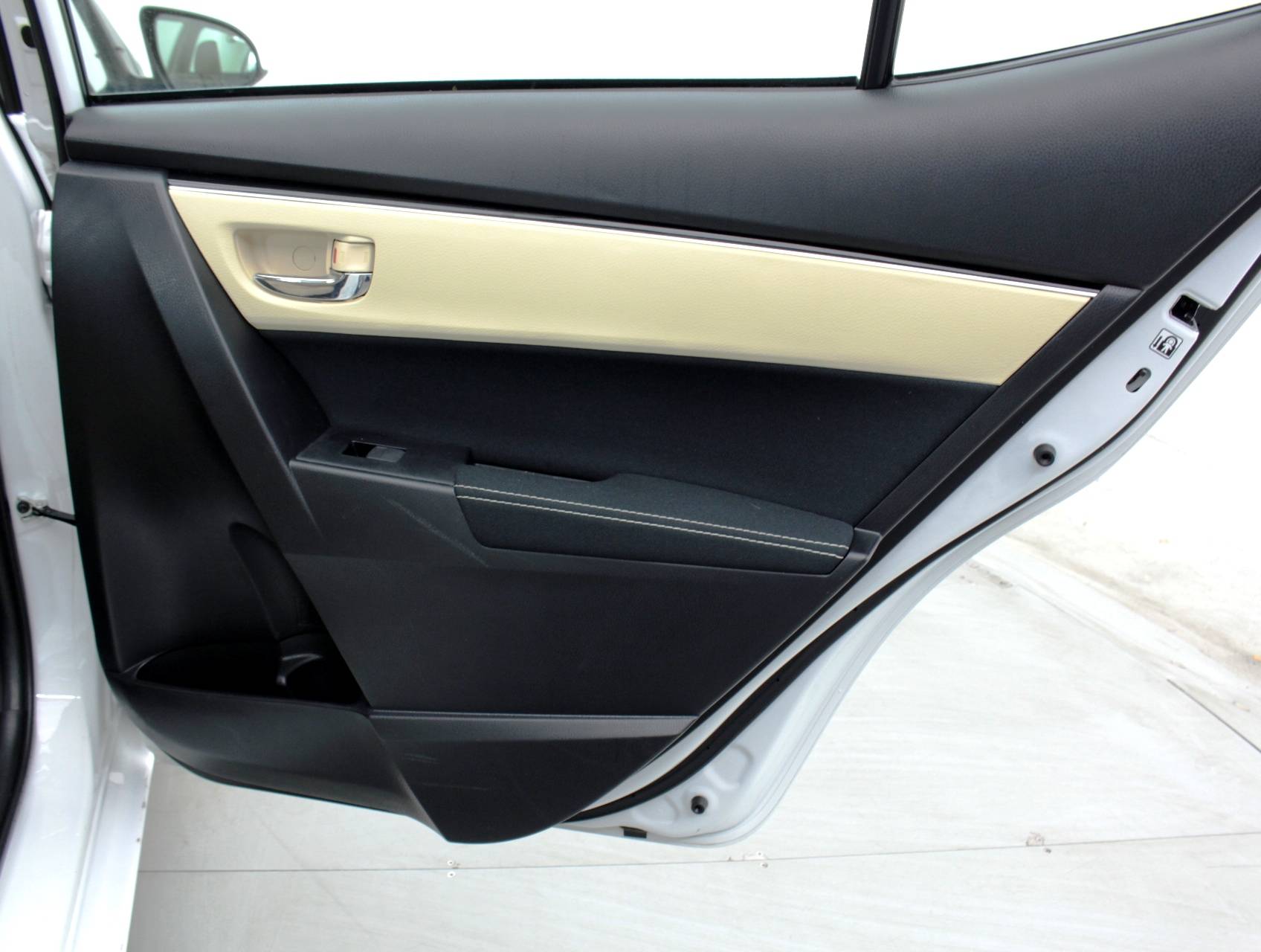 Florida Fine Cars - Used TOYOTA COROLLA 2017 MIAMI Le