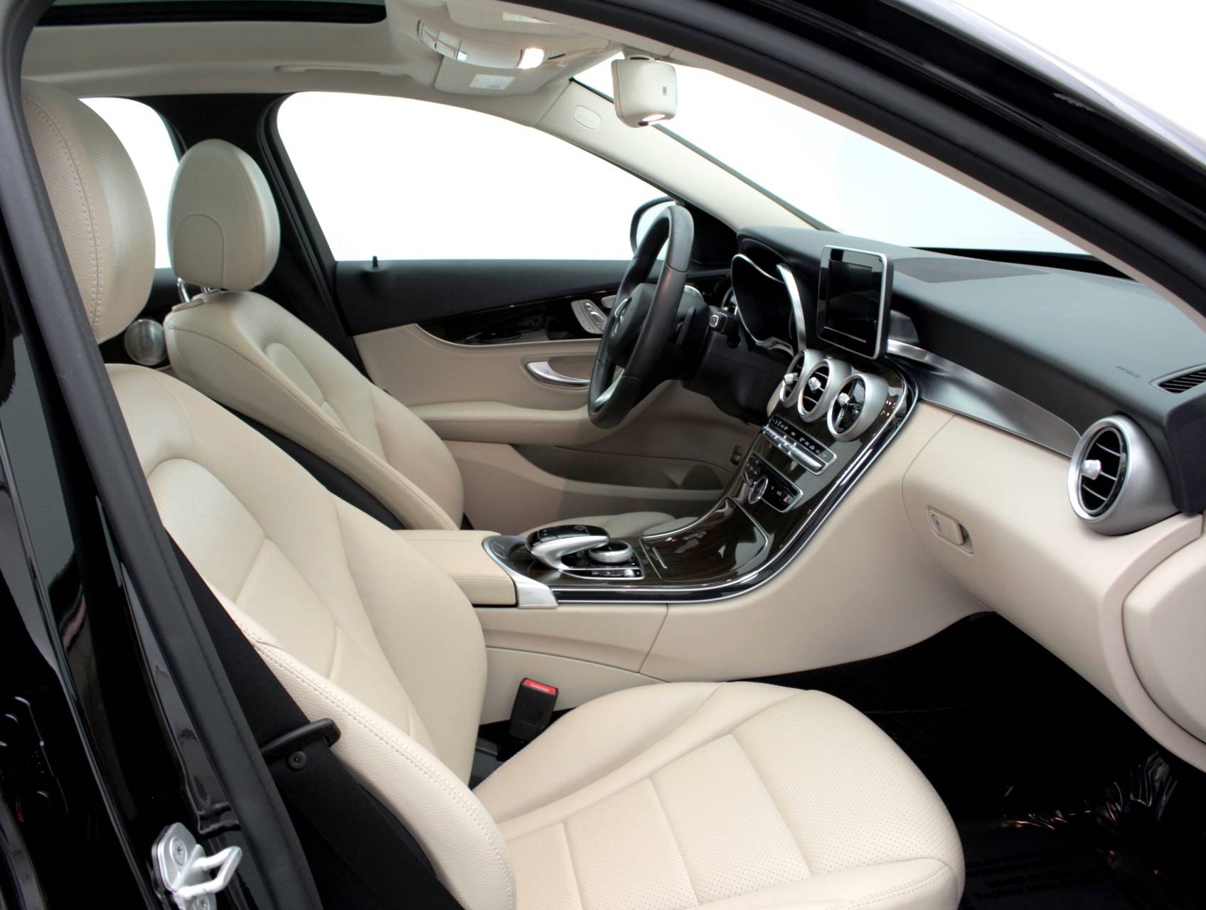 Florida Fine Cars - Used MERCEDES-BENZ C CLASS 2015 MIAMI C300 4MATIC