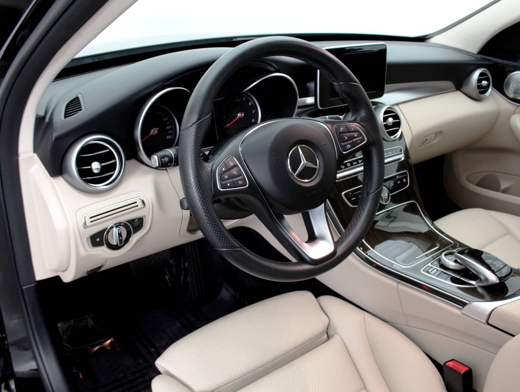 Florida Fine Cars - Used MERCEDES-BENZ C CLASS 2015 MIAMI C300 4MATIC