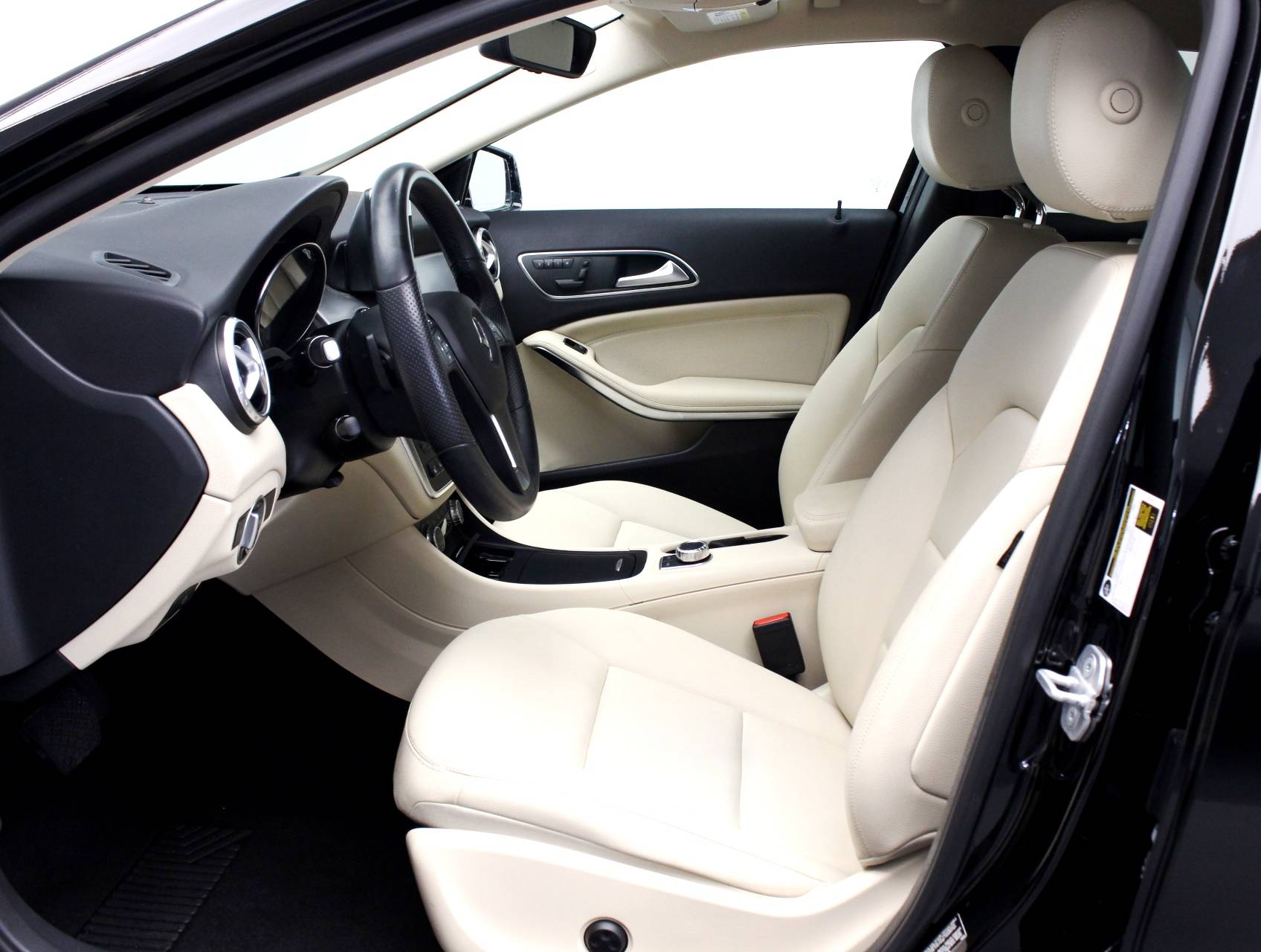 Florida Fine Cars - Used MERCEDES-BENZ GLA CLASS 2015 WEST PALM GLA250 4MATIC SPORT