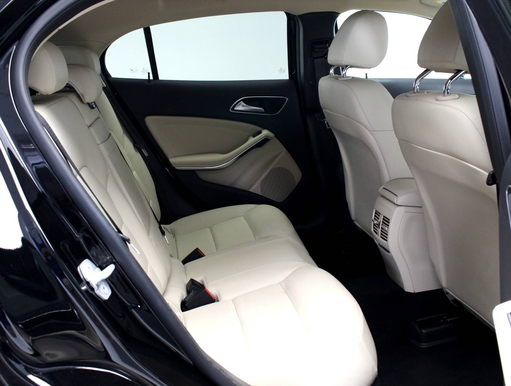 Florida Fine Cars - Used MERCEDES-BENZ GLA CLASS 2015 WEST PALM GLA250 4MATIC SPORT