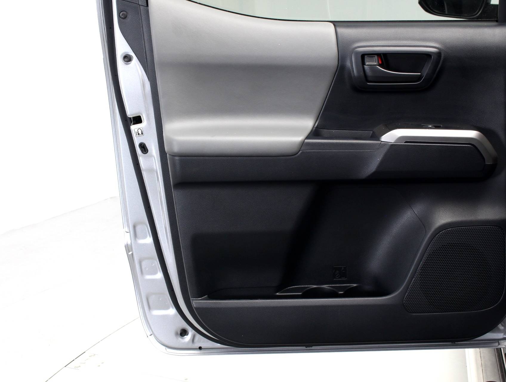 Florida Fine Cars - Used TOYOTA TACOMA 2016 MIAMI SR5