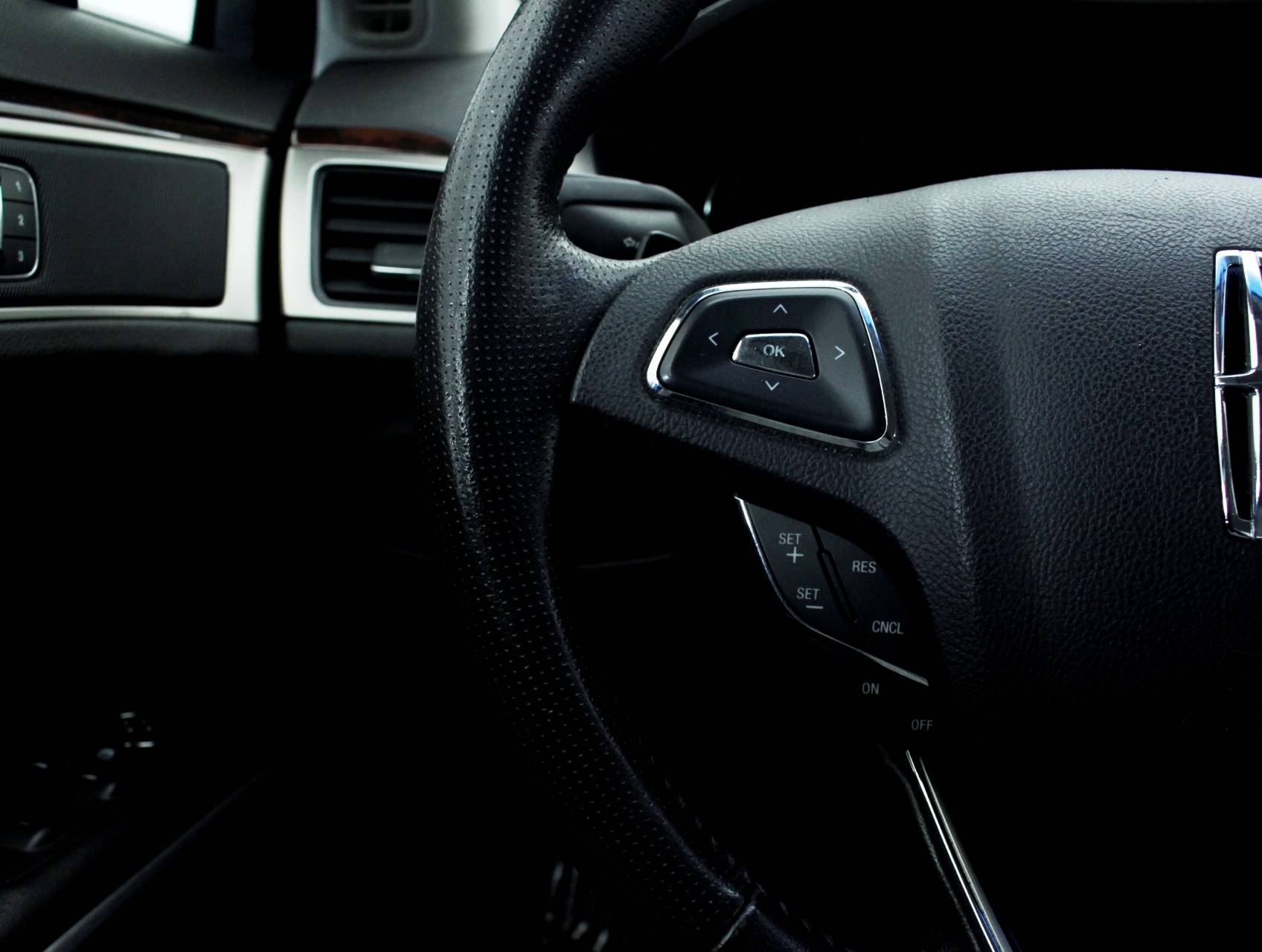 Florida Fine Cars - Used LINCOLN MKZ 2013 MIAMI 