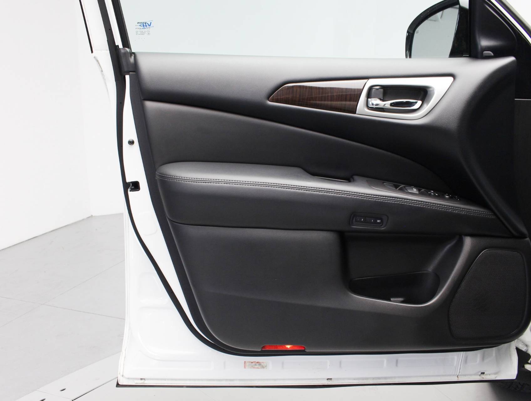 Florida Fine Cars - Used NISSAN PATHFINDER 2015 WEST PALM Platinum