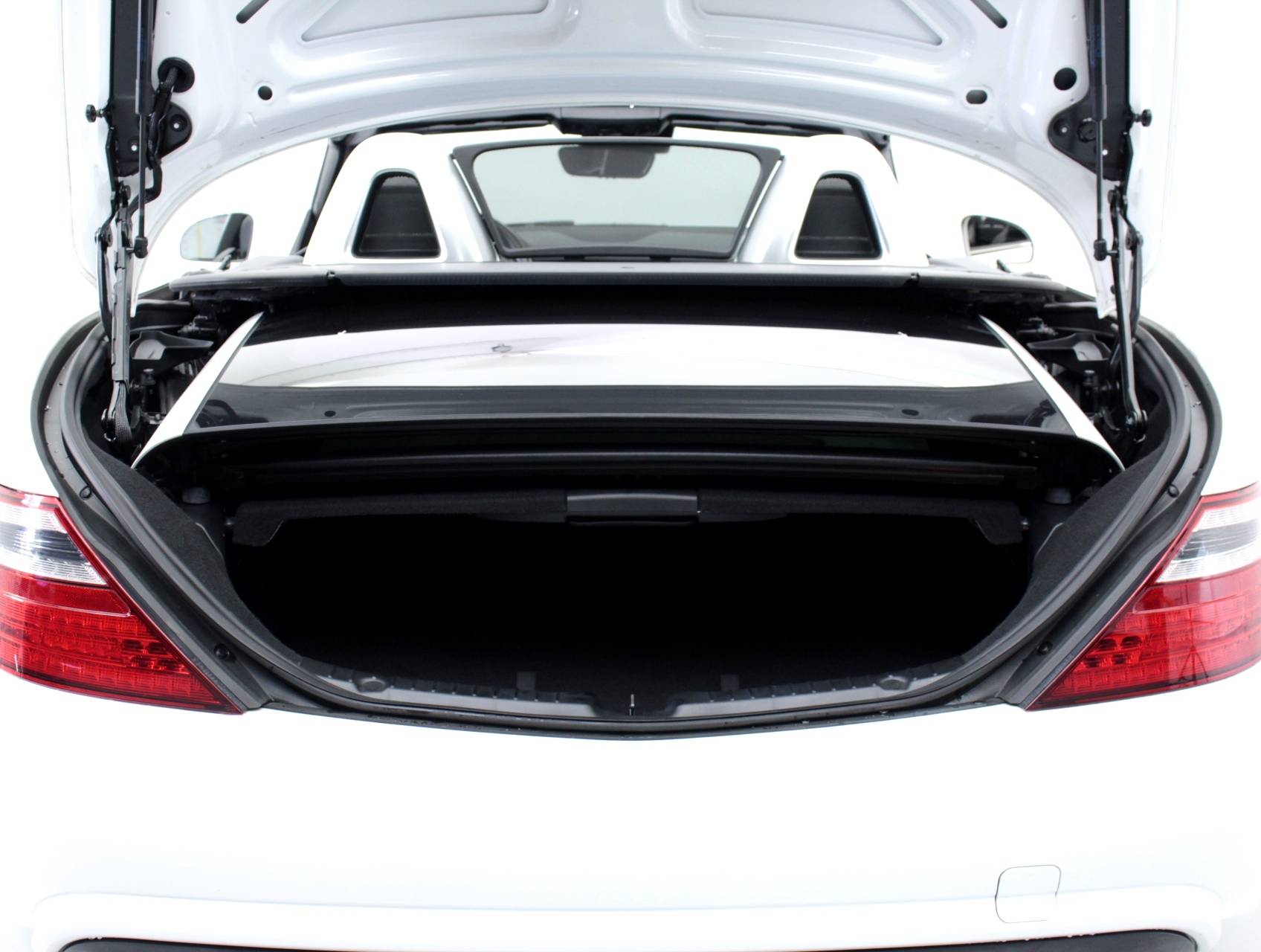 Florida Fine Cars - Used MERCEDES-BENZ SLK CLASS 2015 MIAMI Slk250 Carbon Pkg