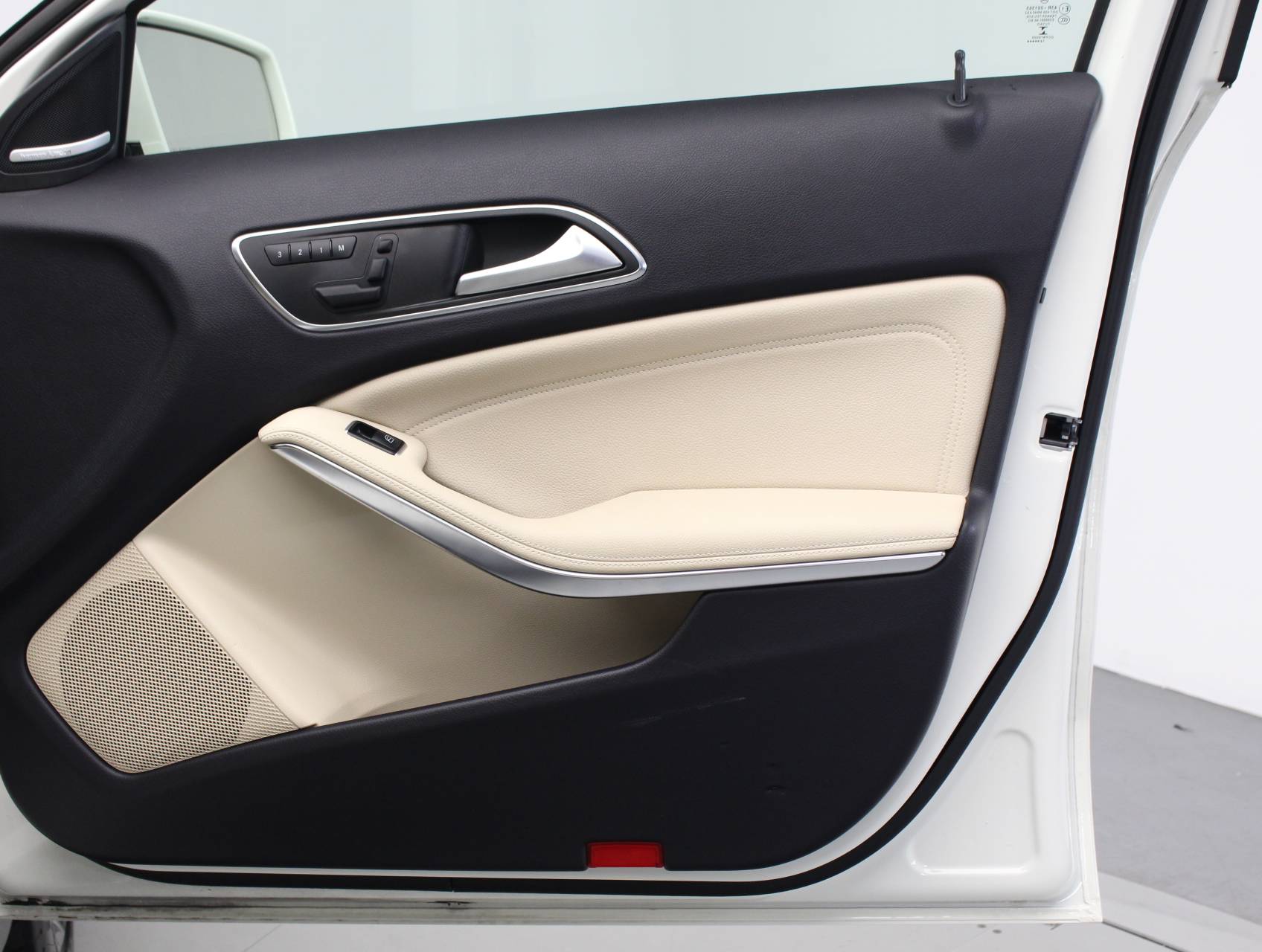 Florida Fine Cars - Used MERCEDES-BENZ GLA CLASS 2015 MIAMI Gla250 4matic Sport