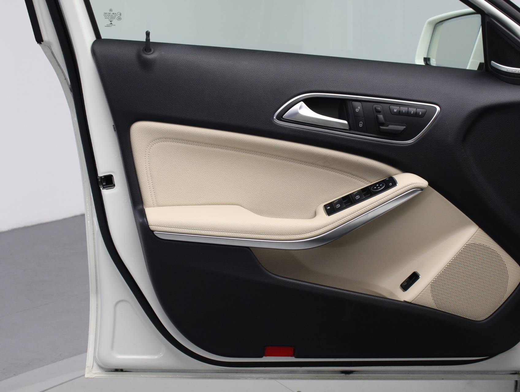 Florida Fine Cars - Used MERCEDES-BENZ GLA CLASS 2015 MIAMI Gla250 4matic Sport