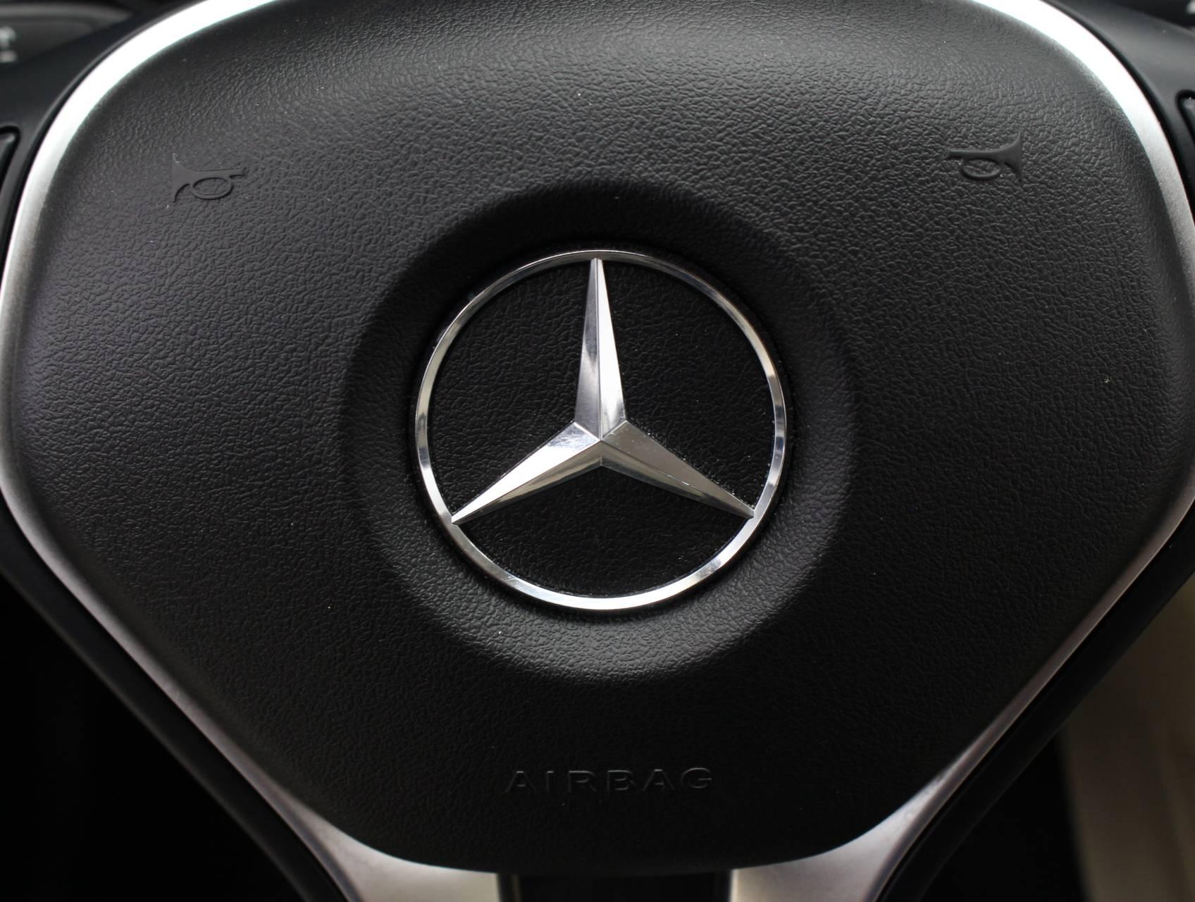 Florida Fine Cars - Used MERCEDES-BENZ GLA CLASS 2015 MIAMI Gla250 4matic Sport