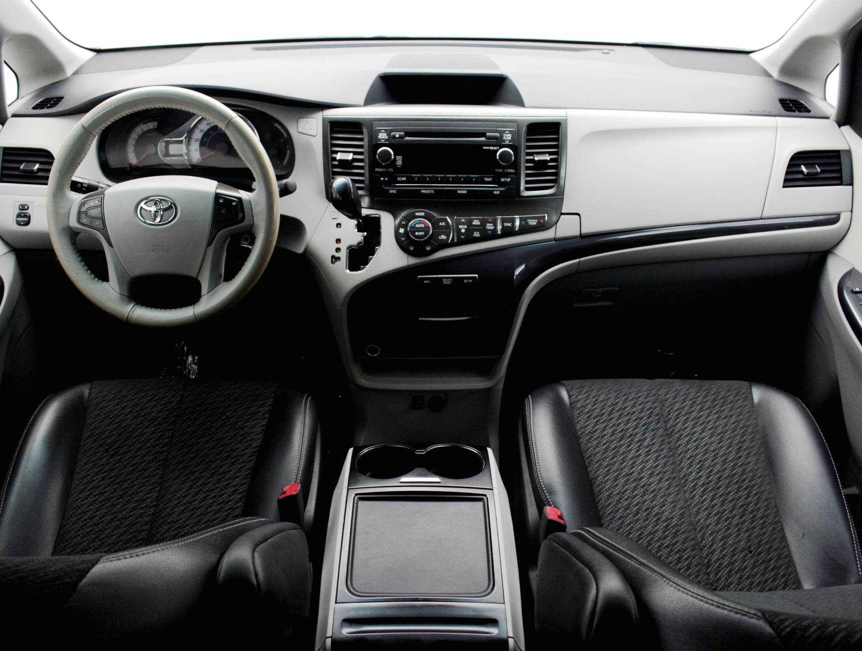Florida Fine Cars - Used TOYOTA SIENNA 2014 HOLLYWOOD Se