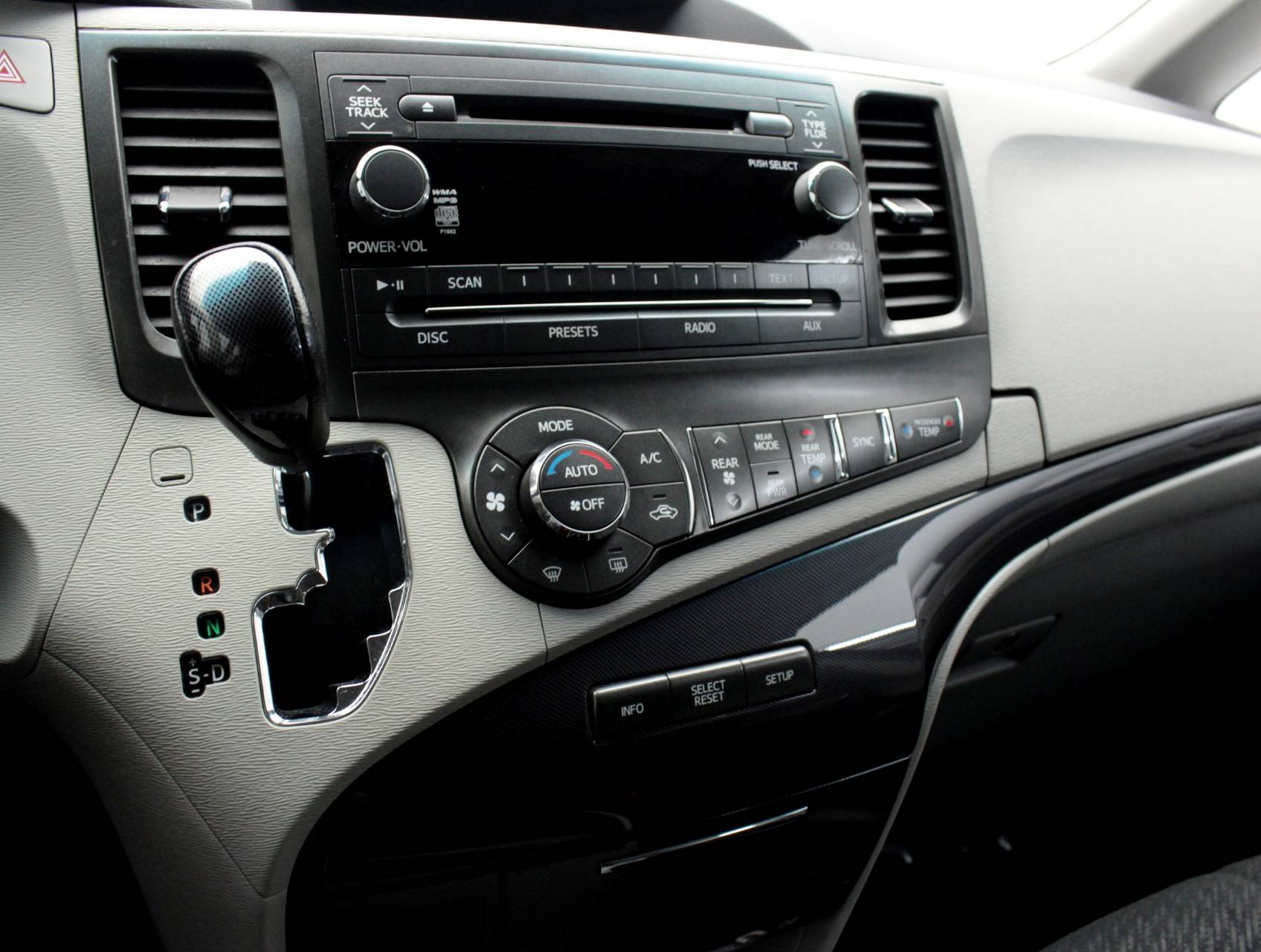 Florida Fine Cars - Used TOYOTA SIENNA 2014 HOLLYWOOD Se