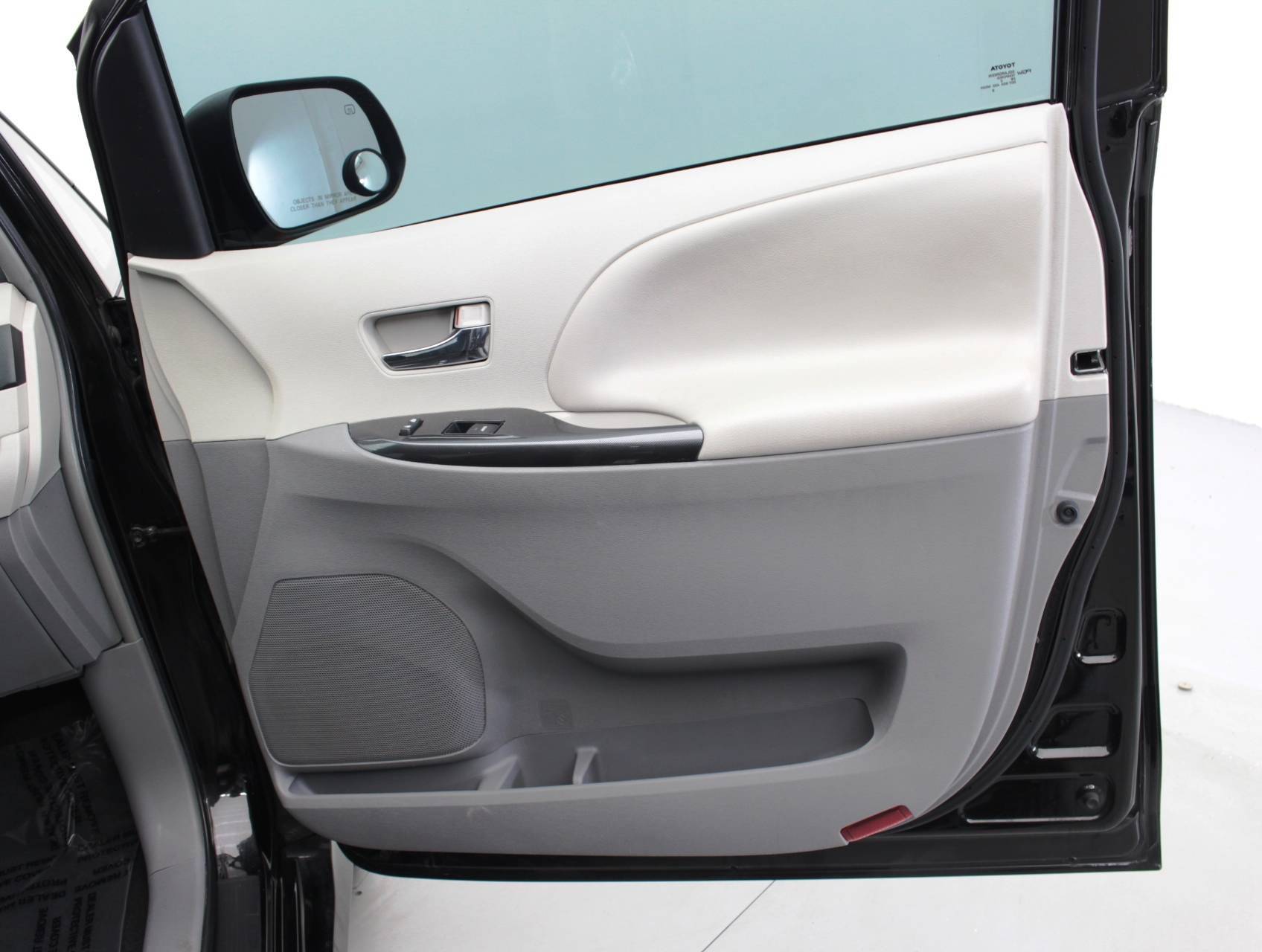 Florida Fine Cars - Used TOYOTA SIENNA 2014 HOLLYWOOD Se