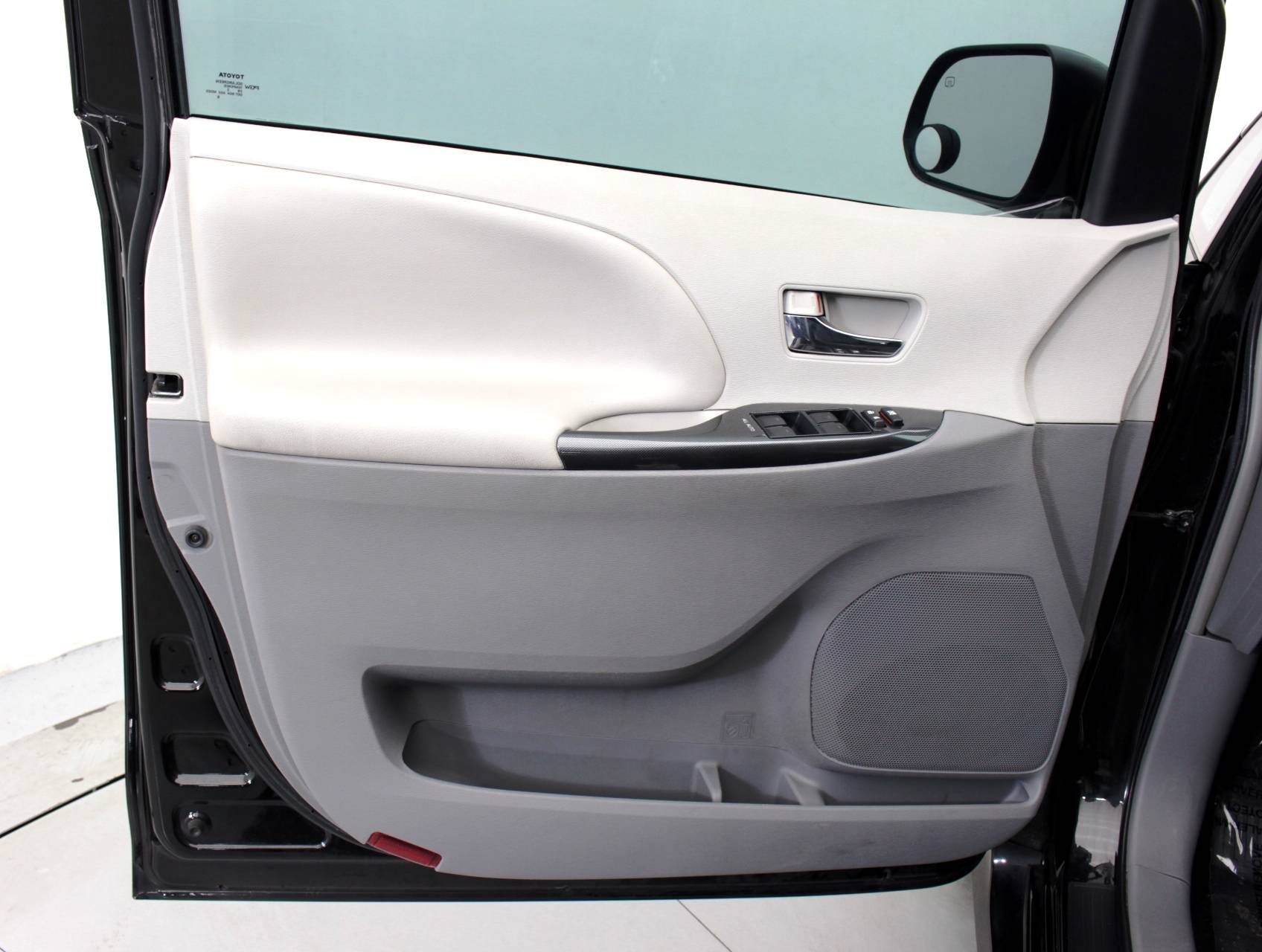 Florida Fine Cars - Used TOYOTA SIENNA 2014 HOLLYWOOD Se