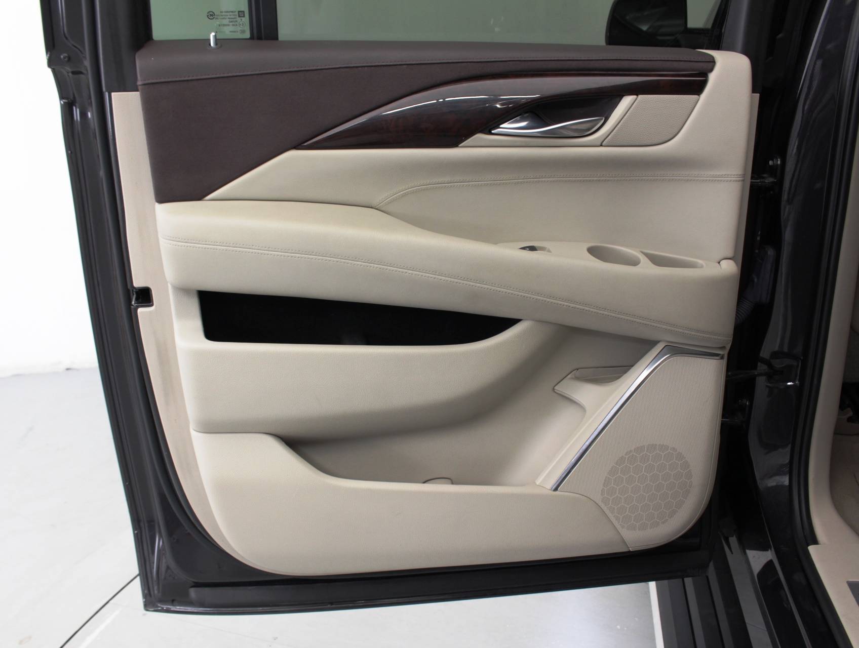 Florida Fine Cars - Used CADILLAC ESCALADE ESV 2015 MARGATE PREMIUM