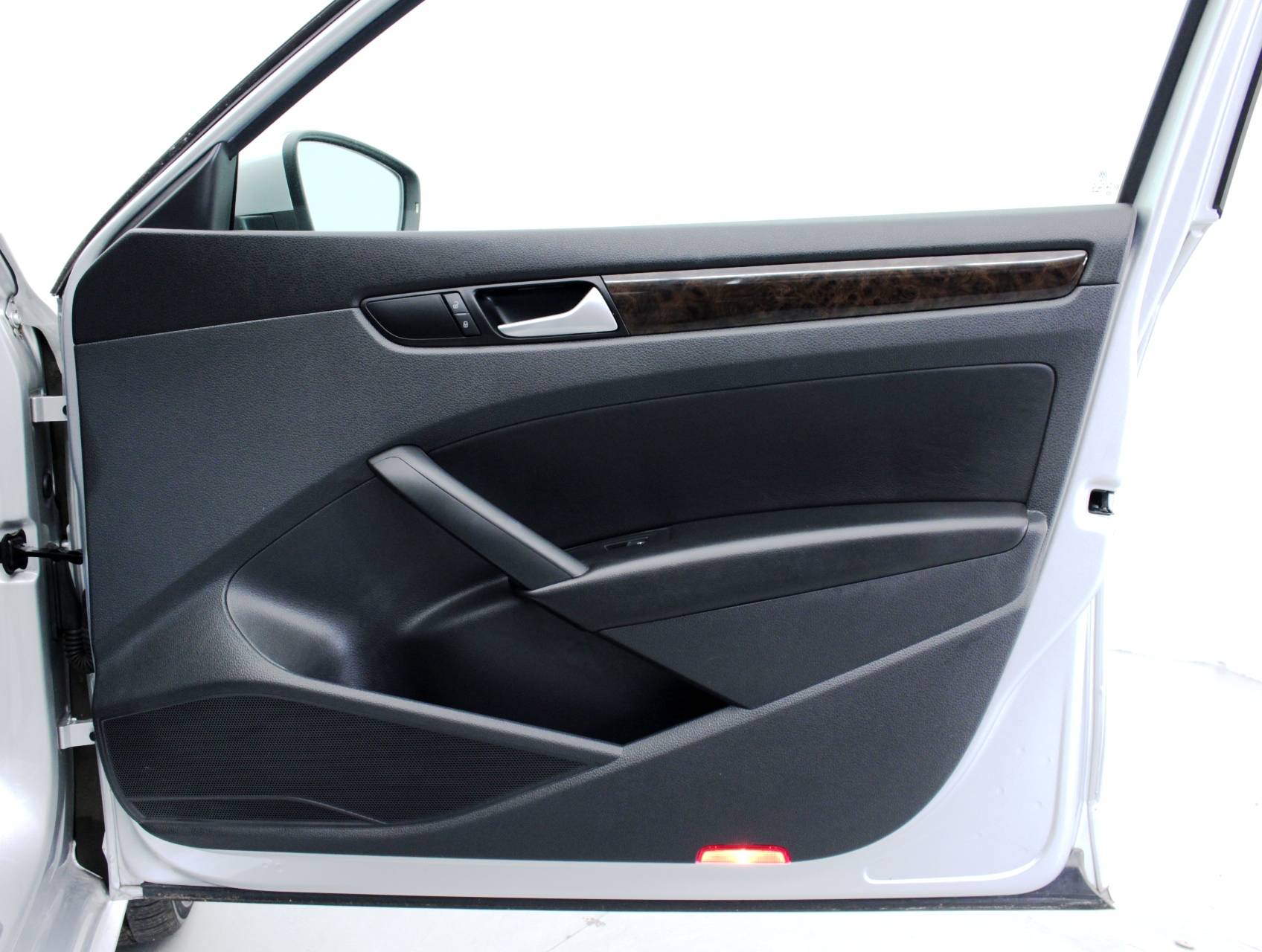 Florida Fine Cars - Used VOLKSWAGEN PASSAT 2015 WEST PALM TDI SEL PREMIUM