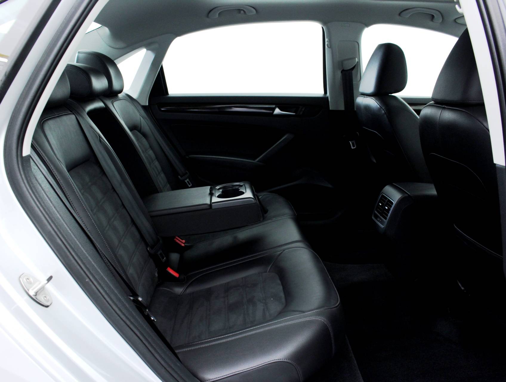 Florida Fine Cars - Used VOLKSWAGEN PASSAT 2015 WEST PALM TDI SEL PREMIUM