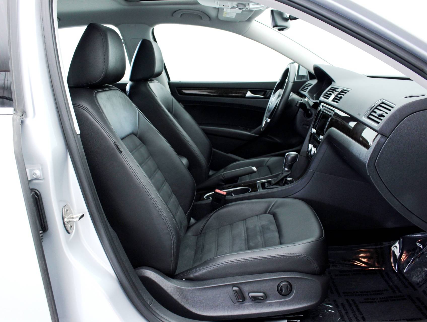 Florida Fine Cars - Used VOLKSWAGEN PASSAT 2015 WEST PALM TDI SEL PREMIUM