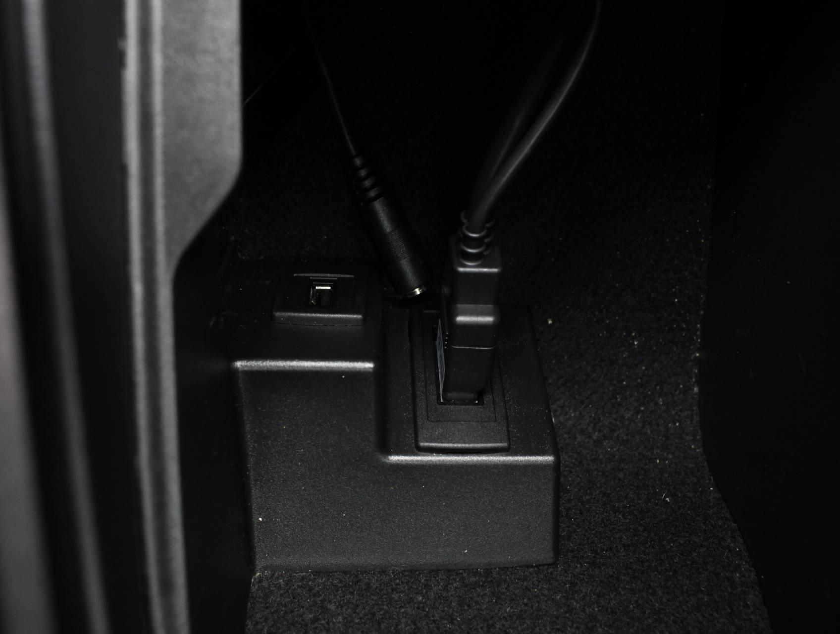 Florida Fine Cars - Used MERCEDES-BENZ C CLASS 2014 MIAMI C300 4MATIC