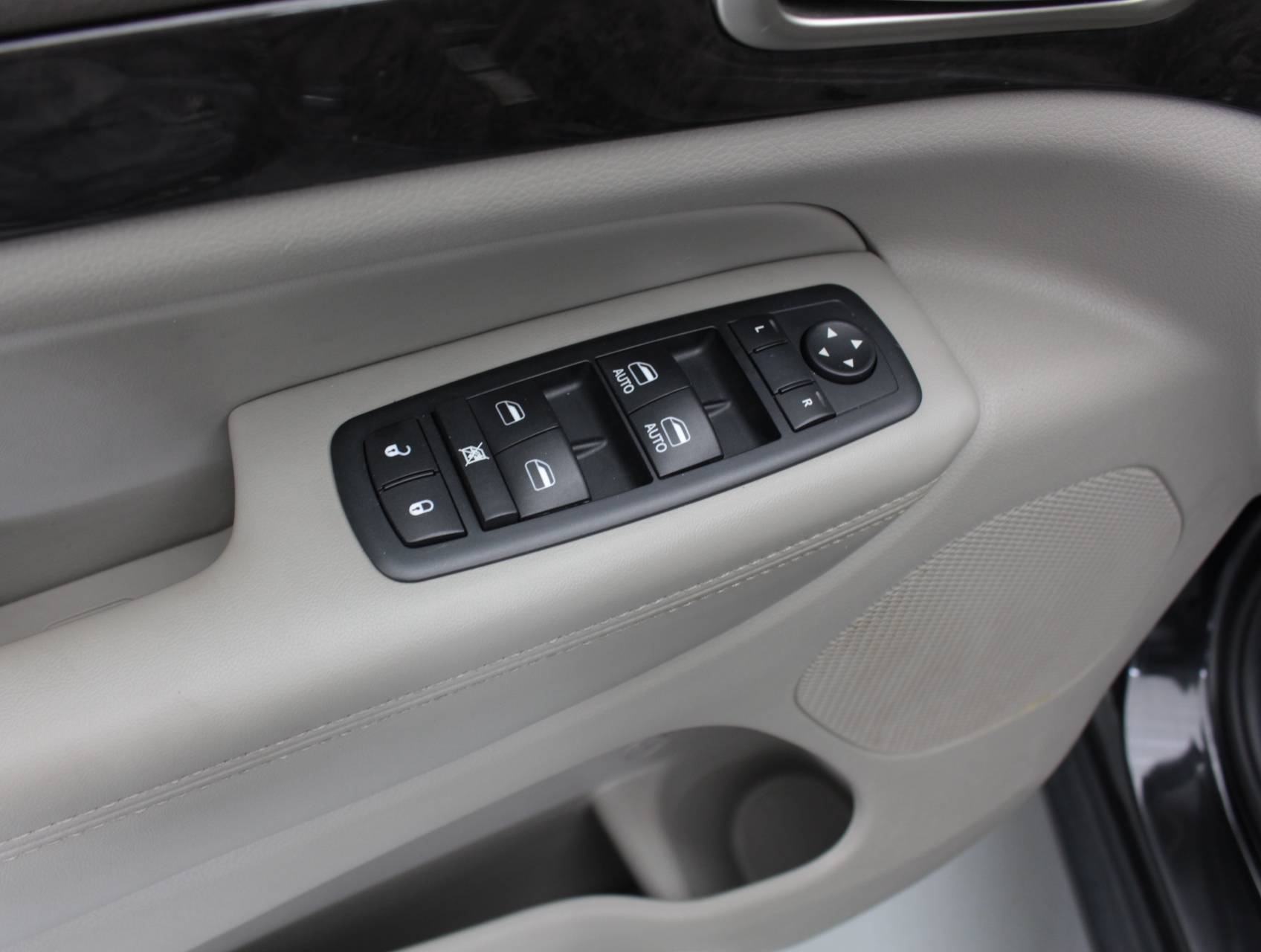 Florida Fine Cars - Used JEEP GRAND CHEROKEE 2013 MIAMI LAREDO