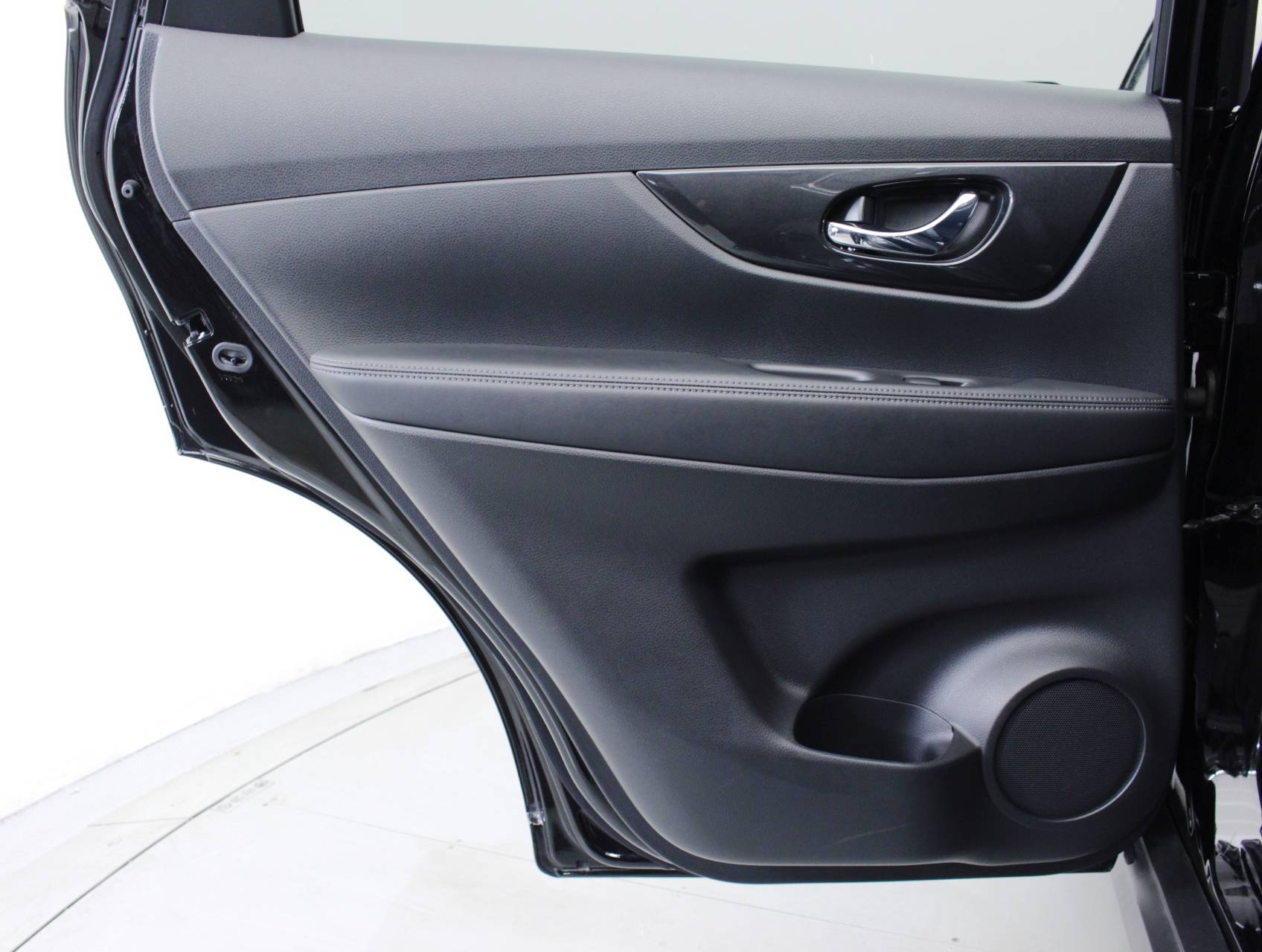 Florida Fine Cars - Used NISSAN ROGUE 2017 HOLLYWOOD Sv