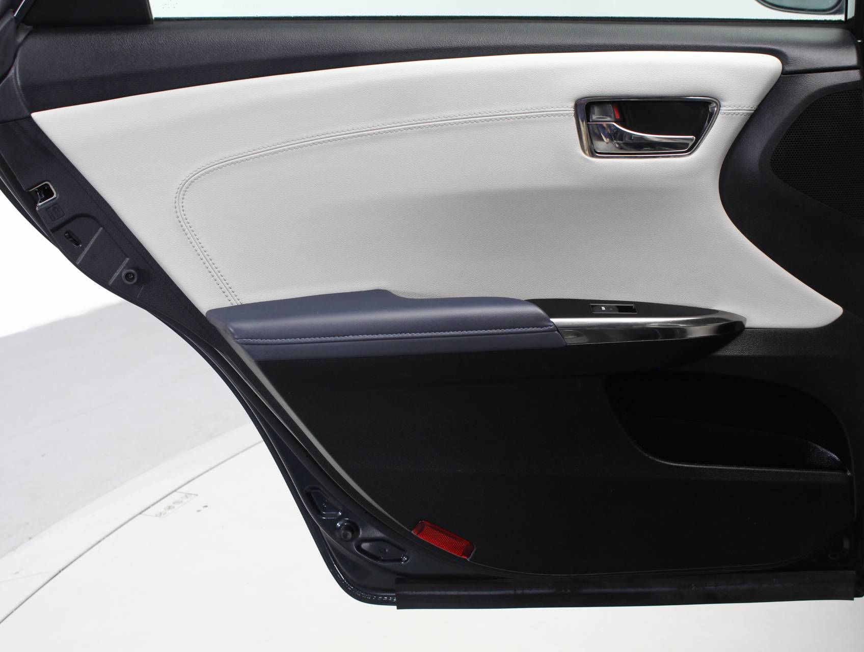 Florida Fine Cars - Used TOYOTA AVALON 2015 WEST PALM Xle Touring